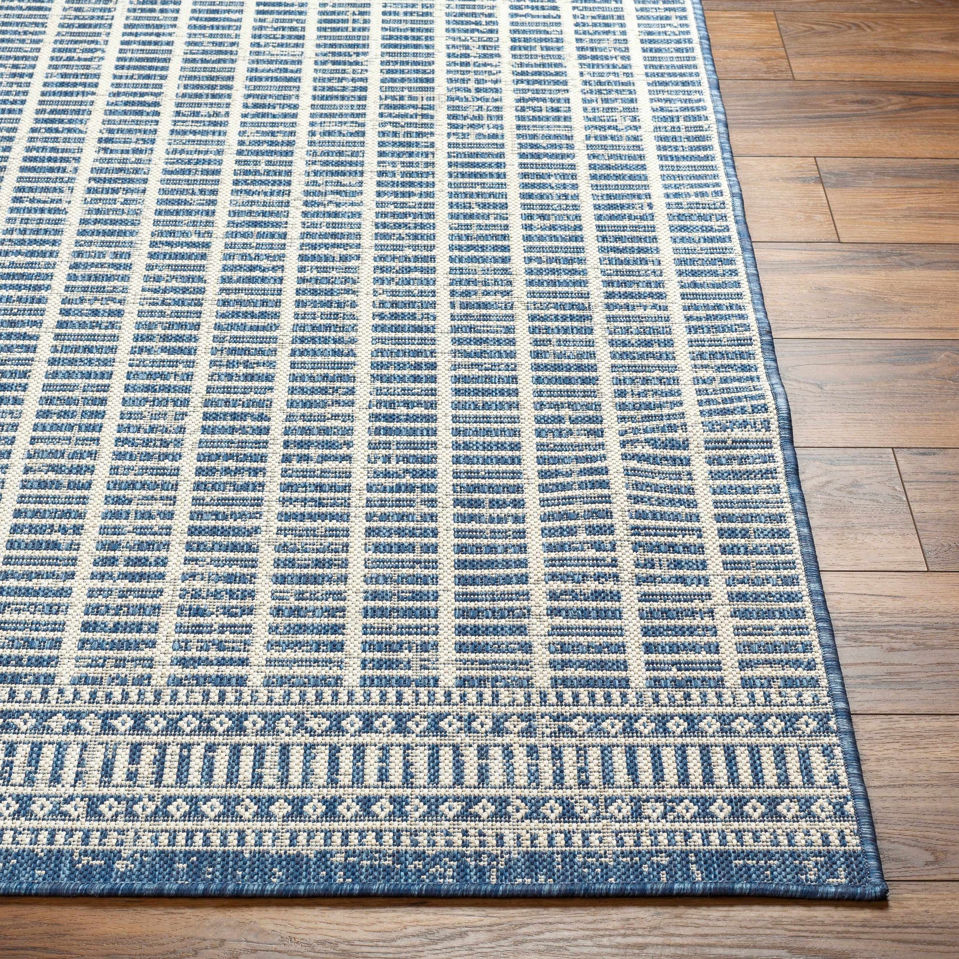 Ravello RVL-2360 Machine Woven Rug