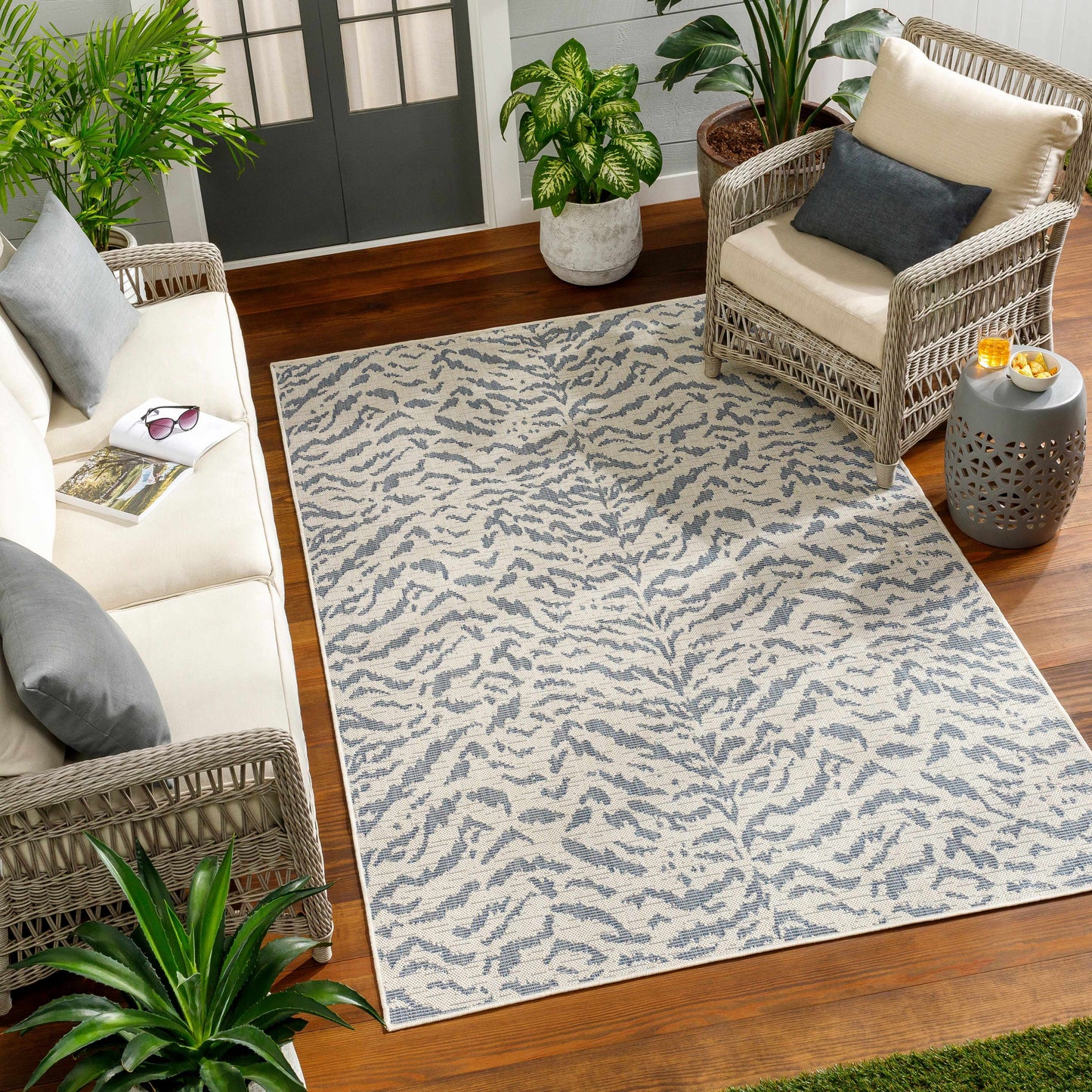 Ravello RVL-2351 Machine Woven Rug