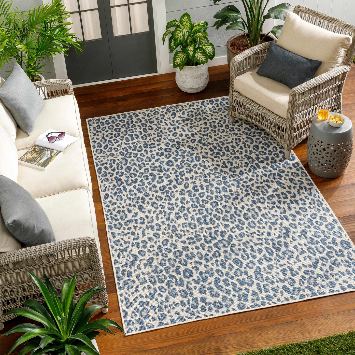 Ravello RVL-2348 Machine Woven Rug