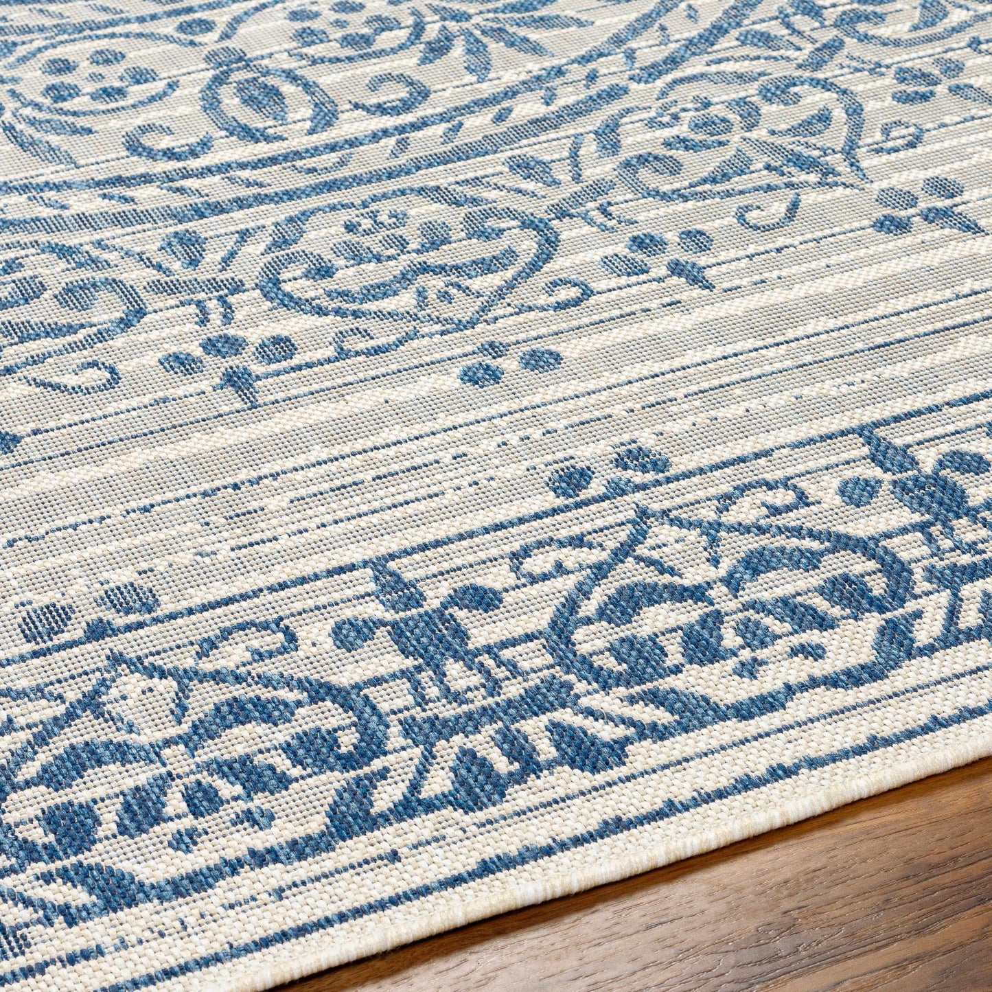 Ravello RVL-2330 Machine Woven Rug