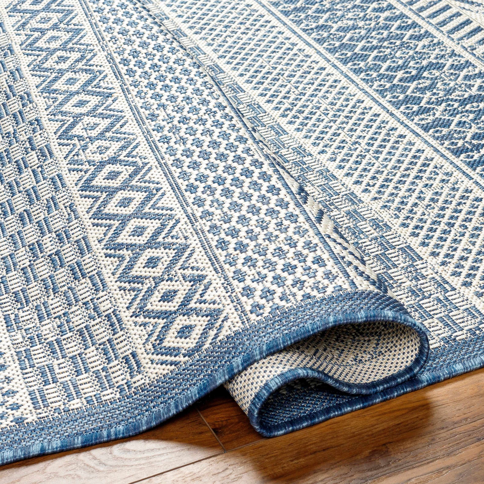 Ravello RVL-2372 Machine Woven Rug