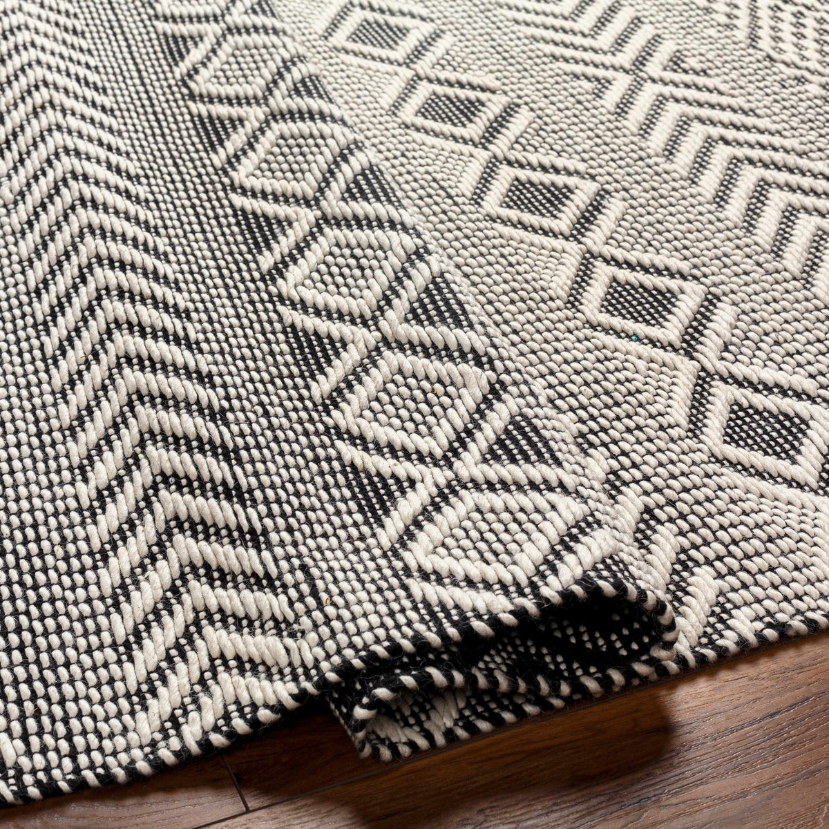San Jose SJO-2301 Hand Woven Rug