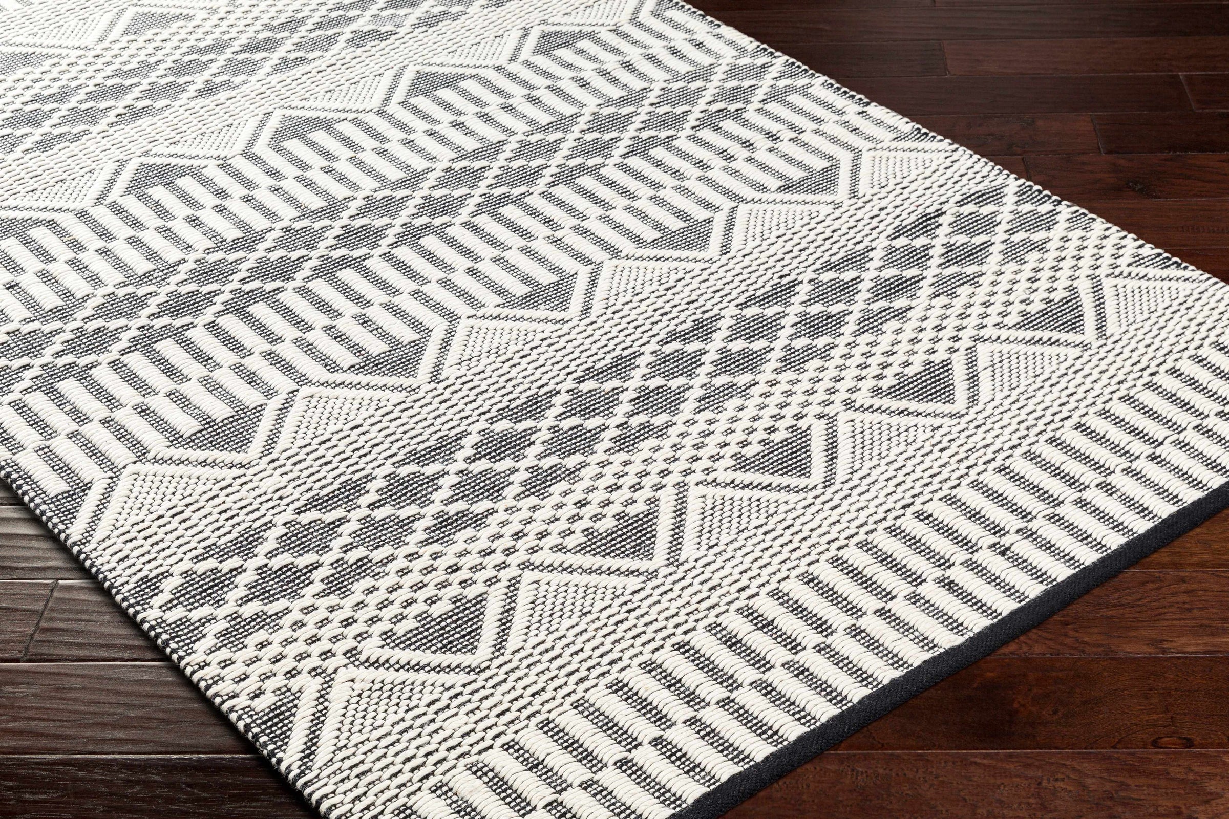 San Jose SJO-2302 Hand Woven Rug