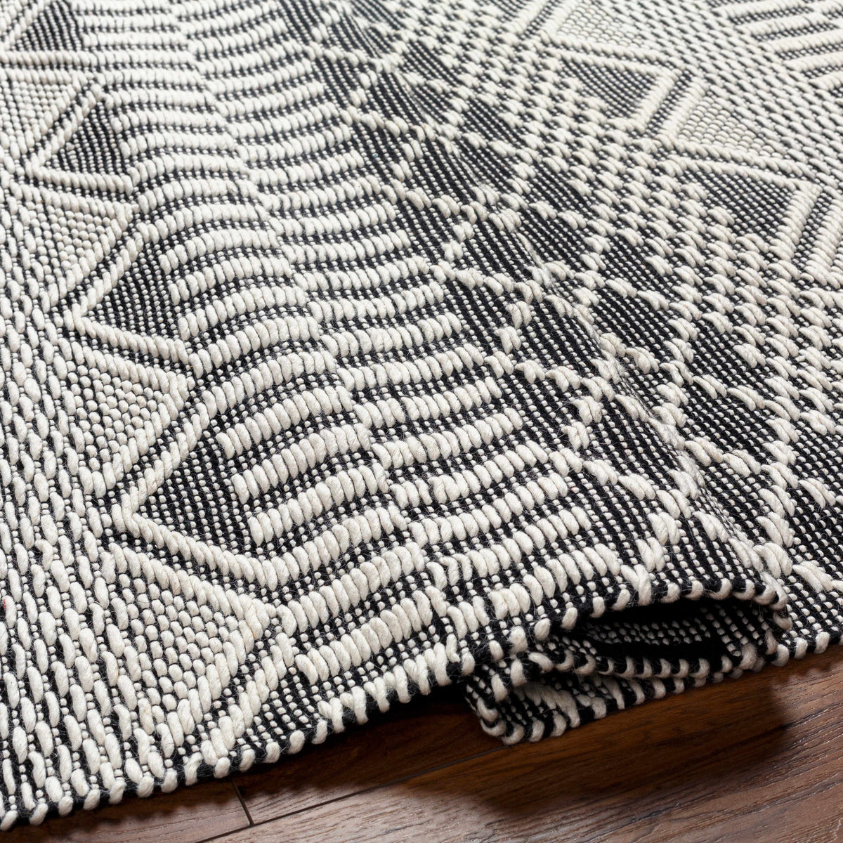 San Jose SJO-2302 Hand Woven Rug