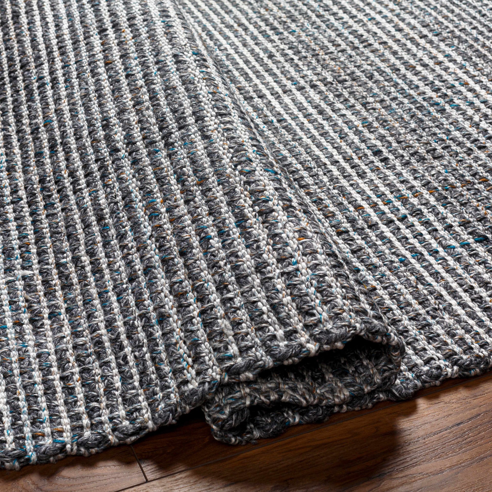 Sara SRU-2301 Handmade Rug