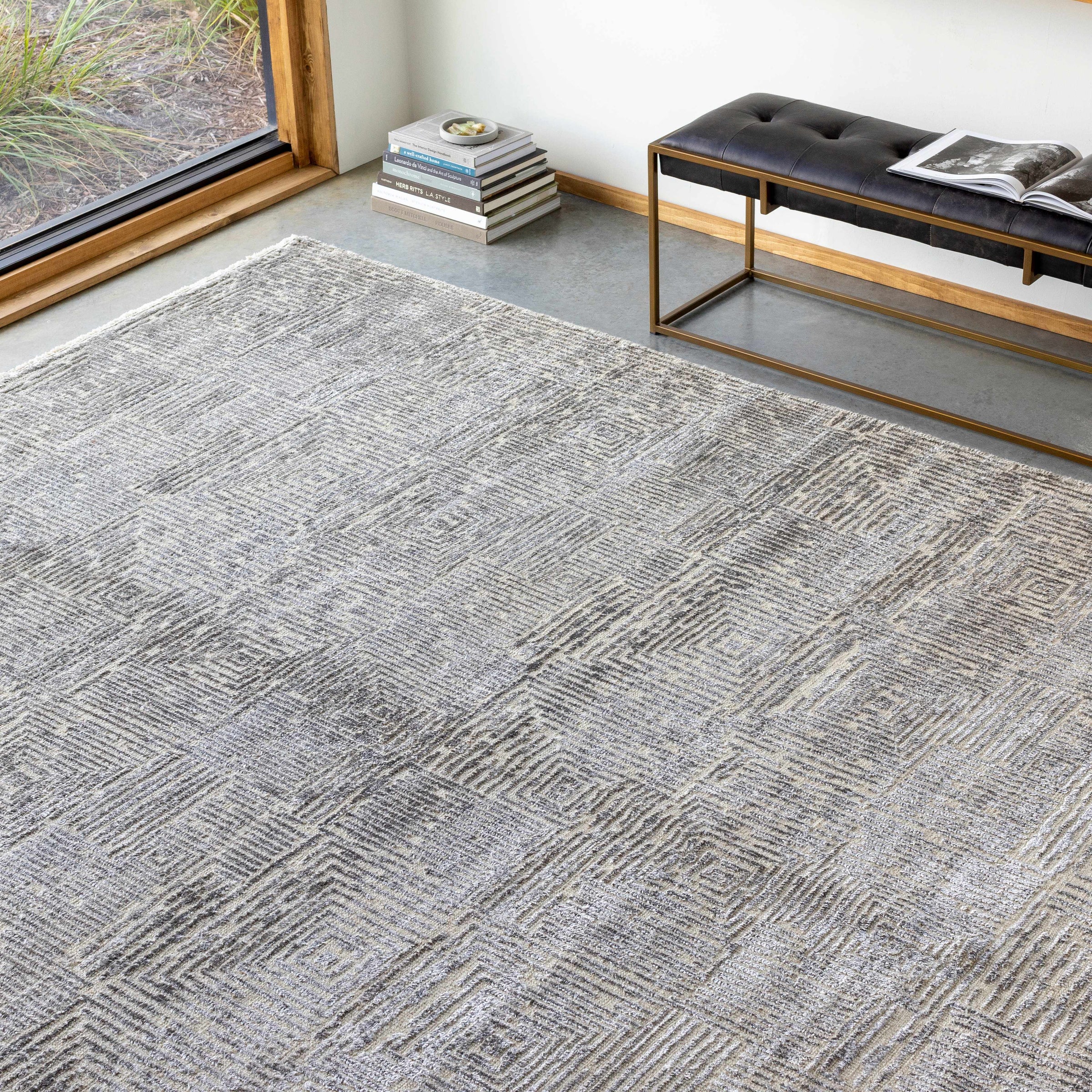 Lora LOR-2302 Handmade Rug