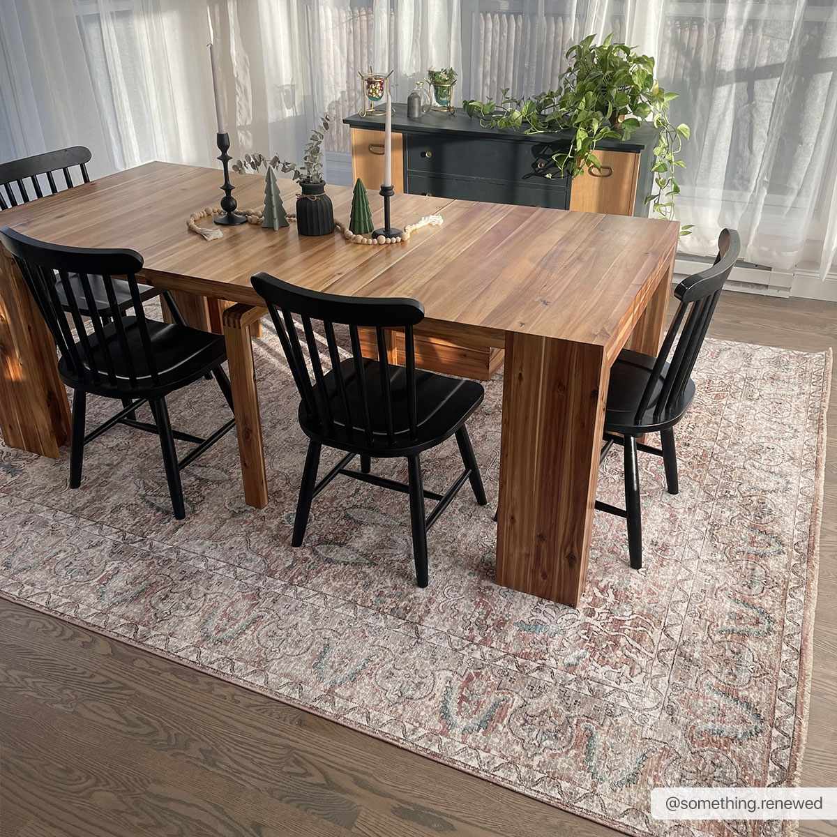 Carlisle CSI-2305 Machine Woven Rug