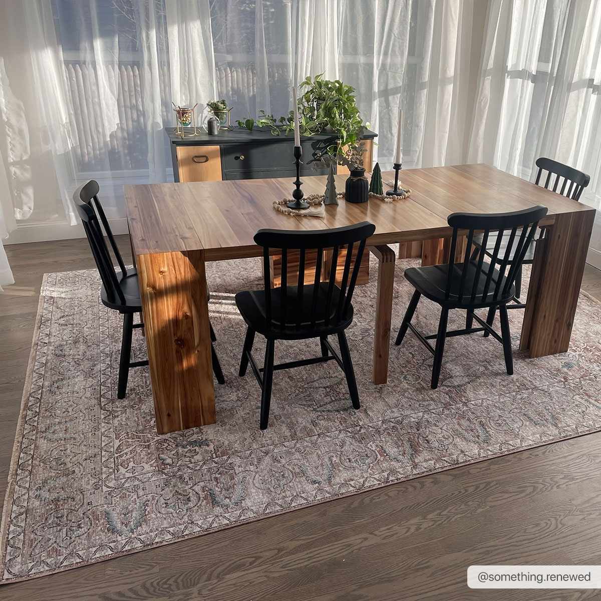 Carlisle CSI-2305 Machine Woven Rug