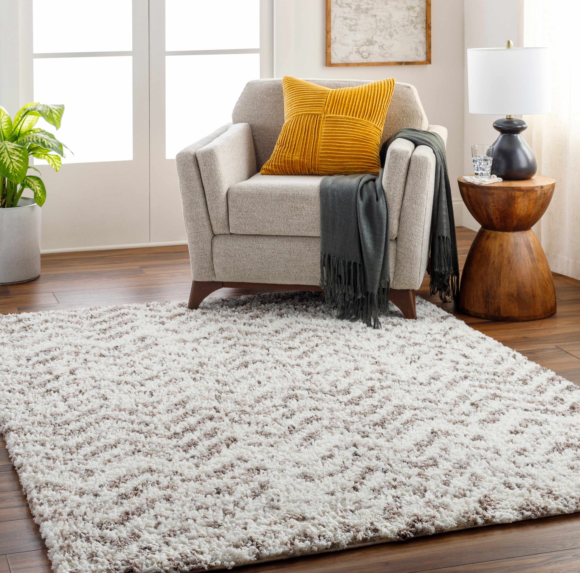 Ultra Shag UTG-2306 Machine Woven Rug