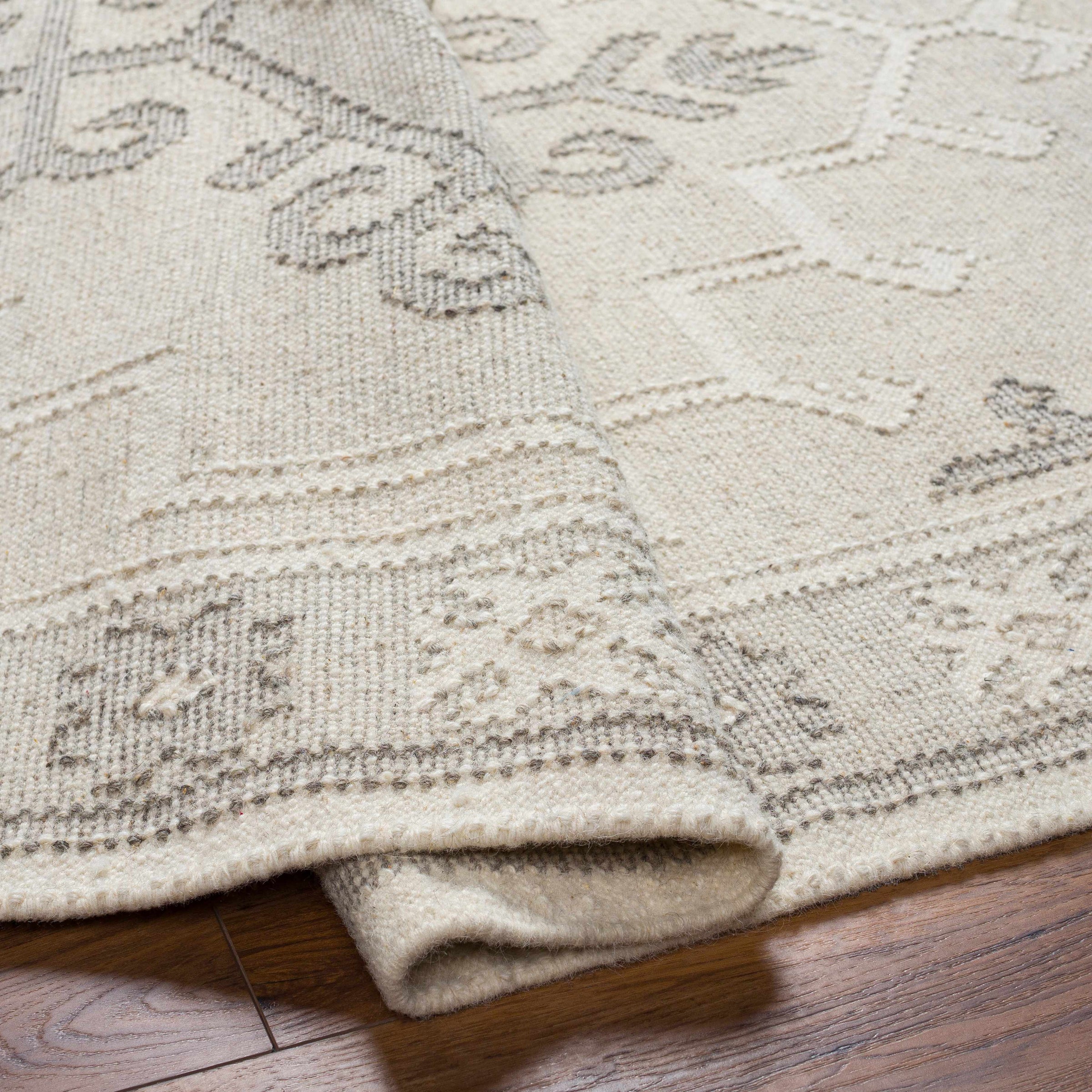 Valerie VLA-2306 Hand Woven Rug