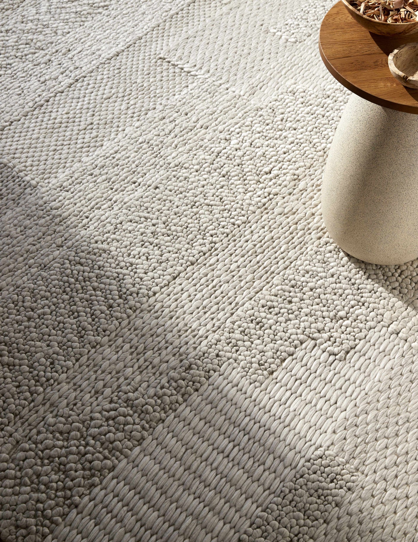 Vesta VST-2301 Handmade Rug