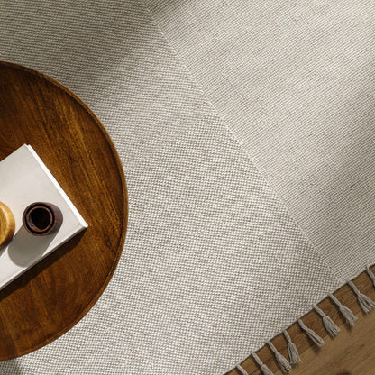 Vivian VVI-2300 Hand Woven Rug