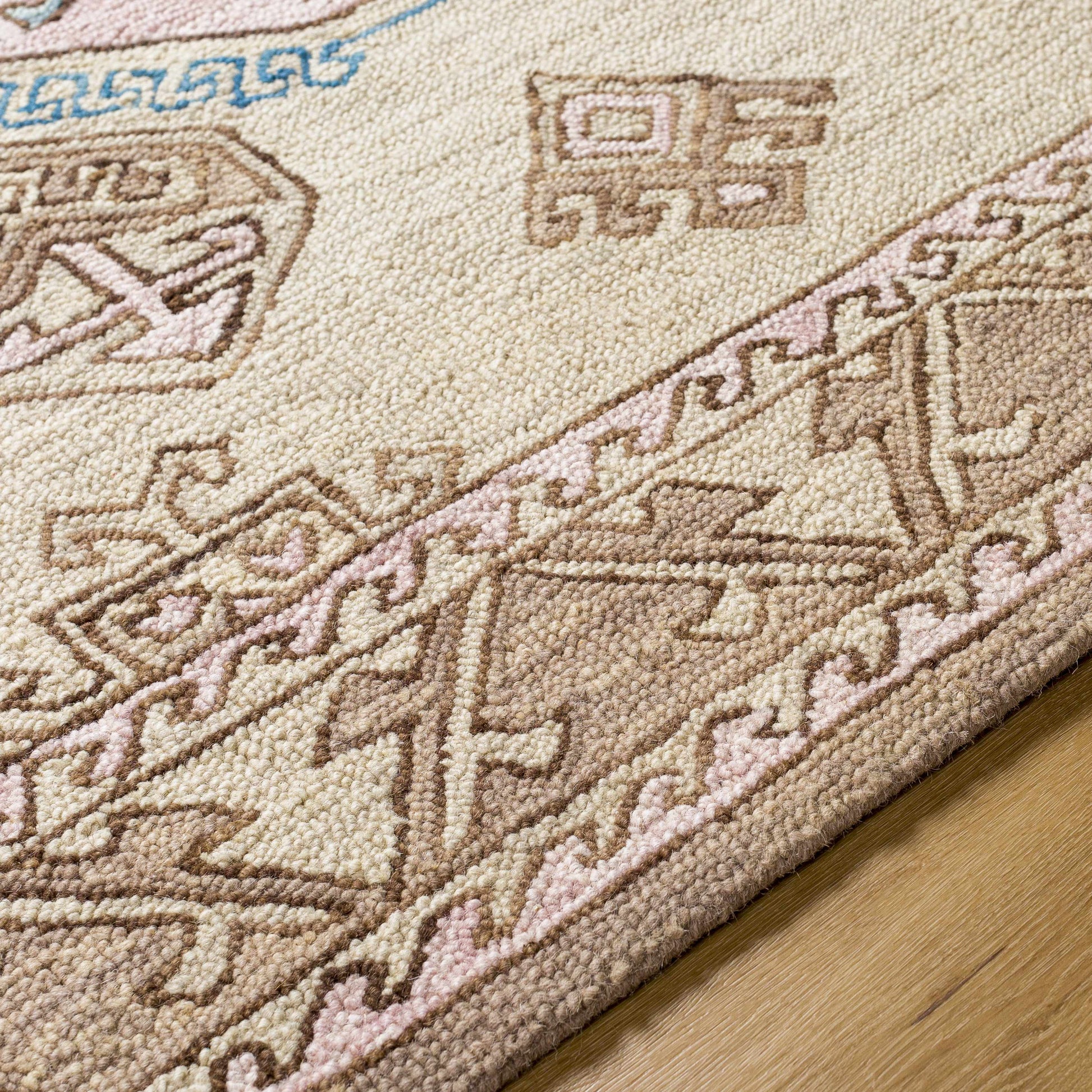 Urfa URF-2307 Hand Tufted Rug