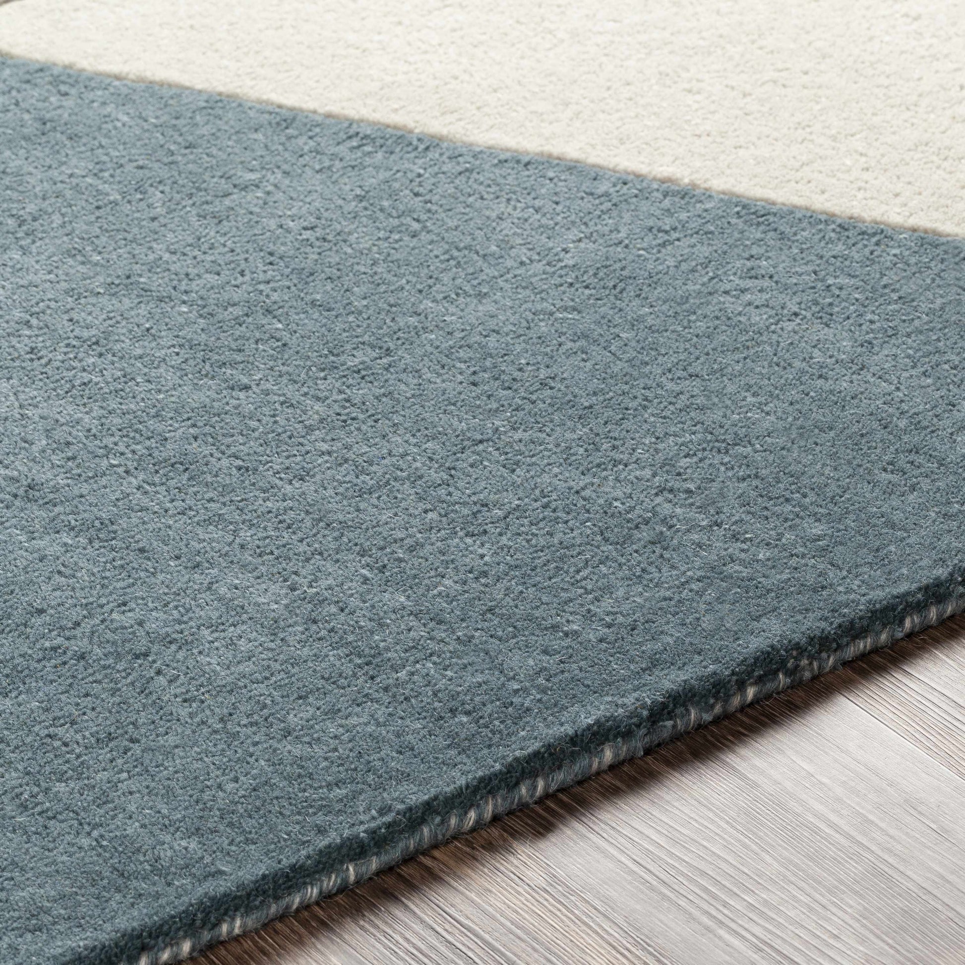 Brooklyn BRO-2306 Hand Tufted Rug