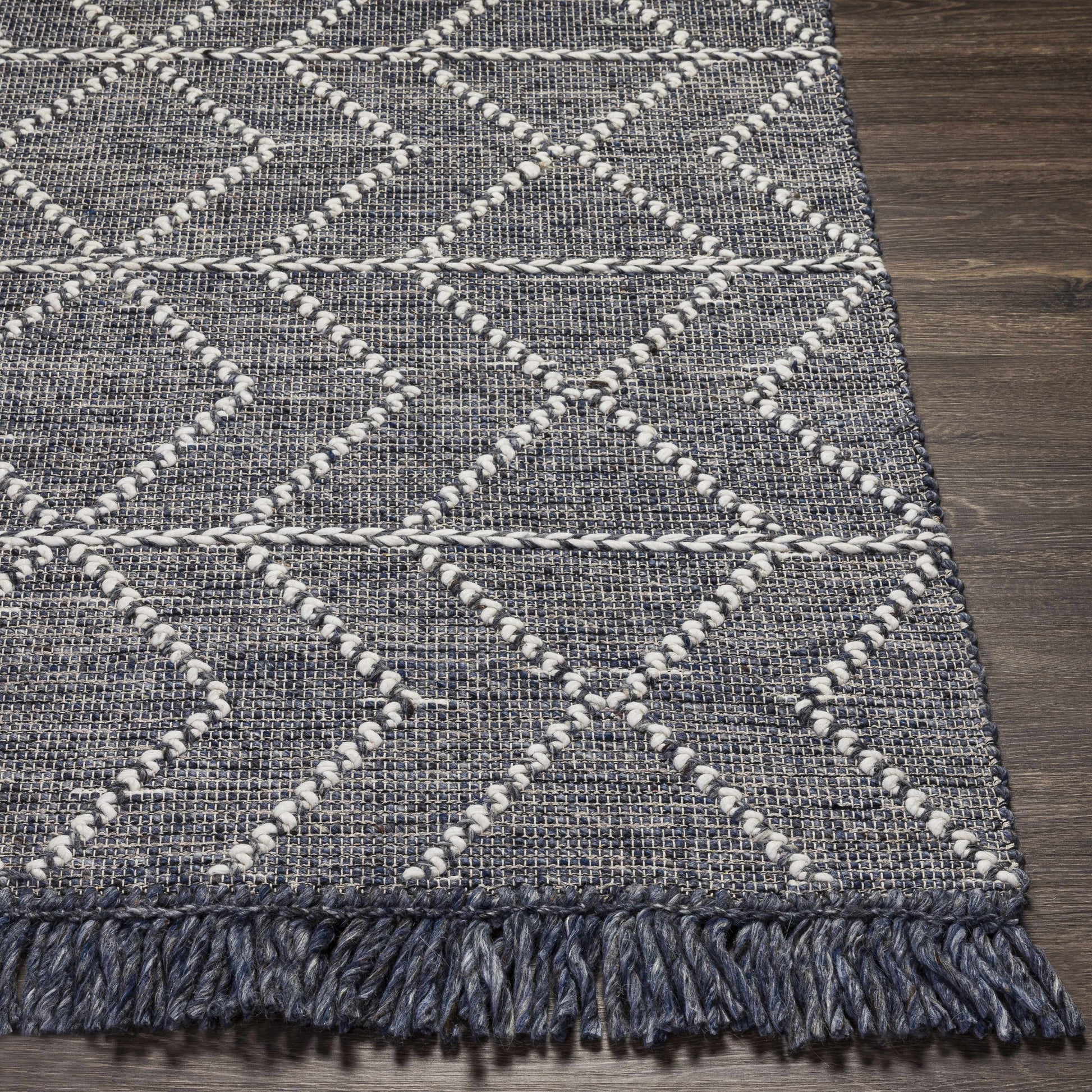 Uttar UTT-2306 Hand Woven Rug