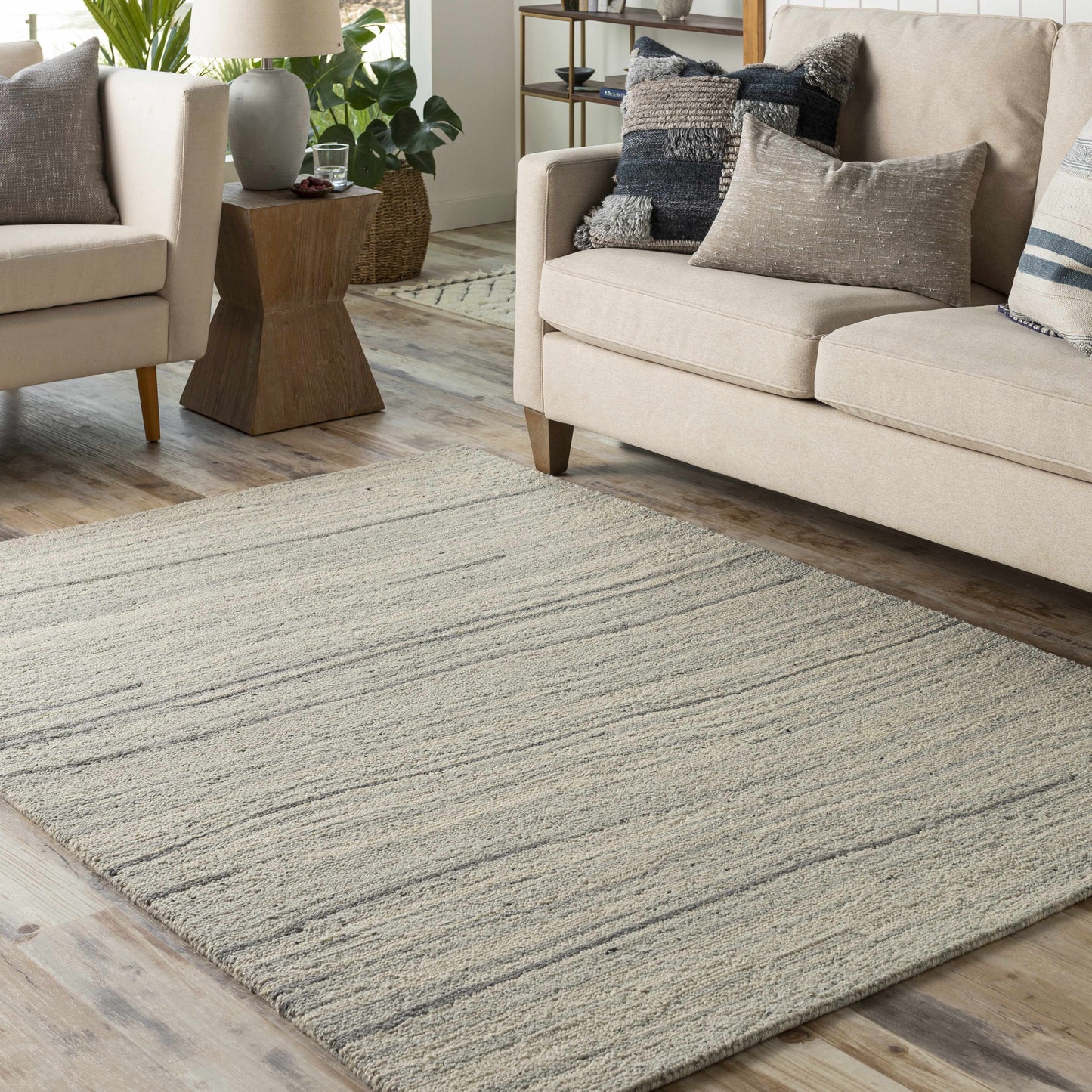 Madelyn MYN-2301 Hand Tufted Rug