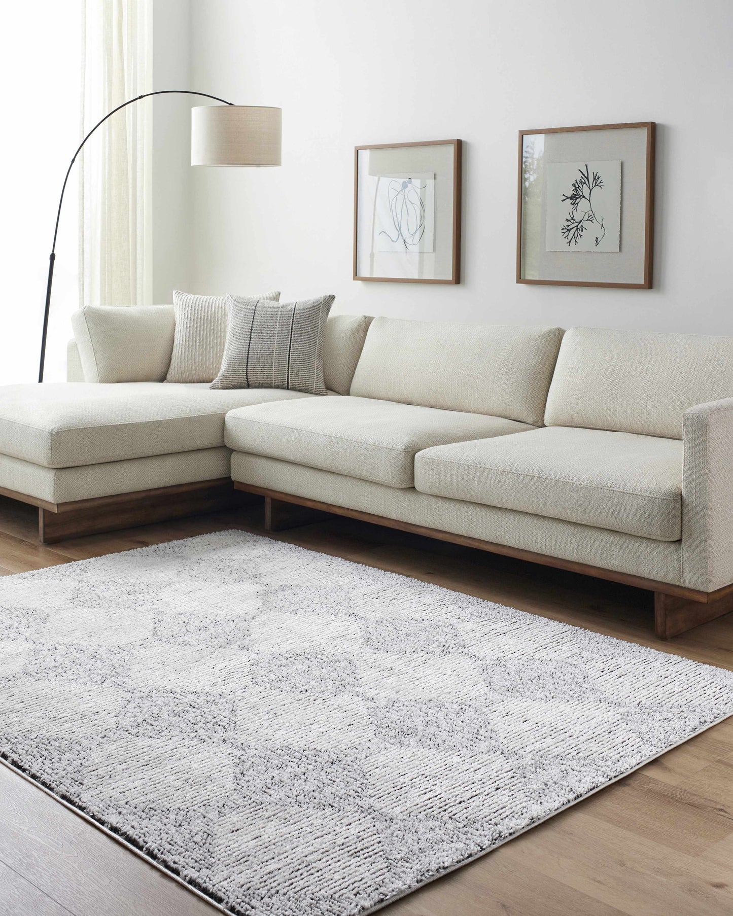 Freud FEU-2332 Machine Woven Rug