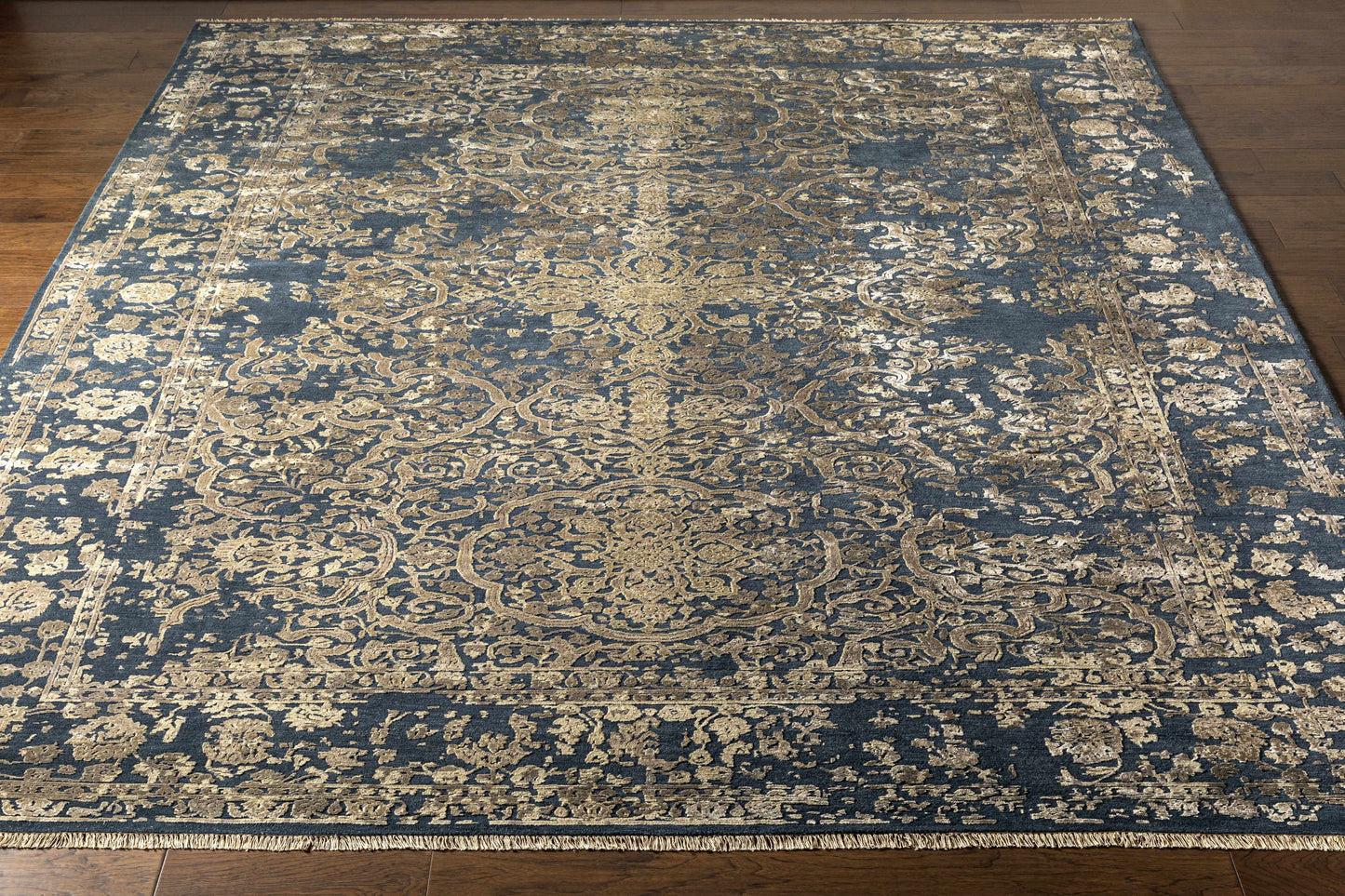 Desiree DSR-1001 Hand Knotted Rug