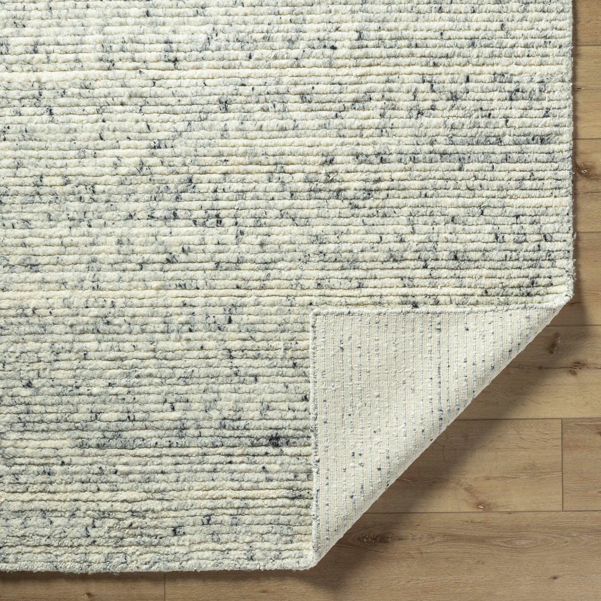 Ronin RIN-2301 Handmade Rug