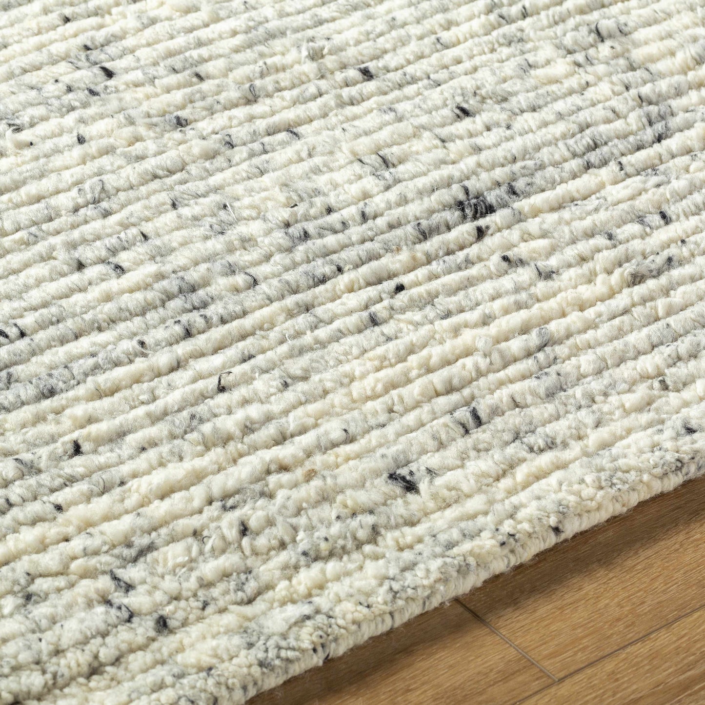 Ronin RIN-2301 Handmade Rug