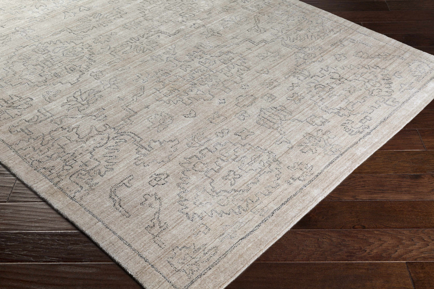 Hightower HTW-3004 Hand Knotted Rug