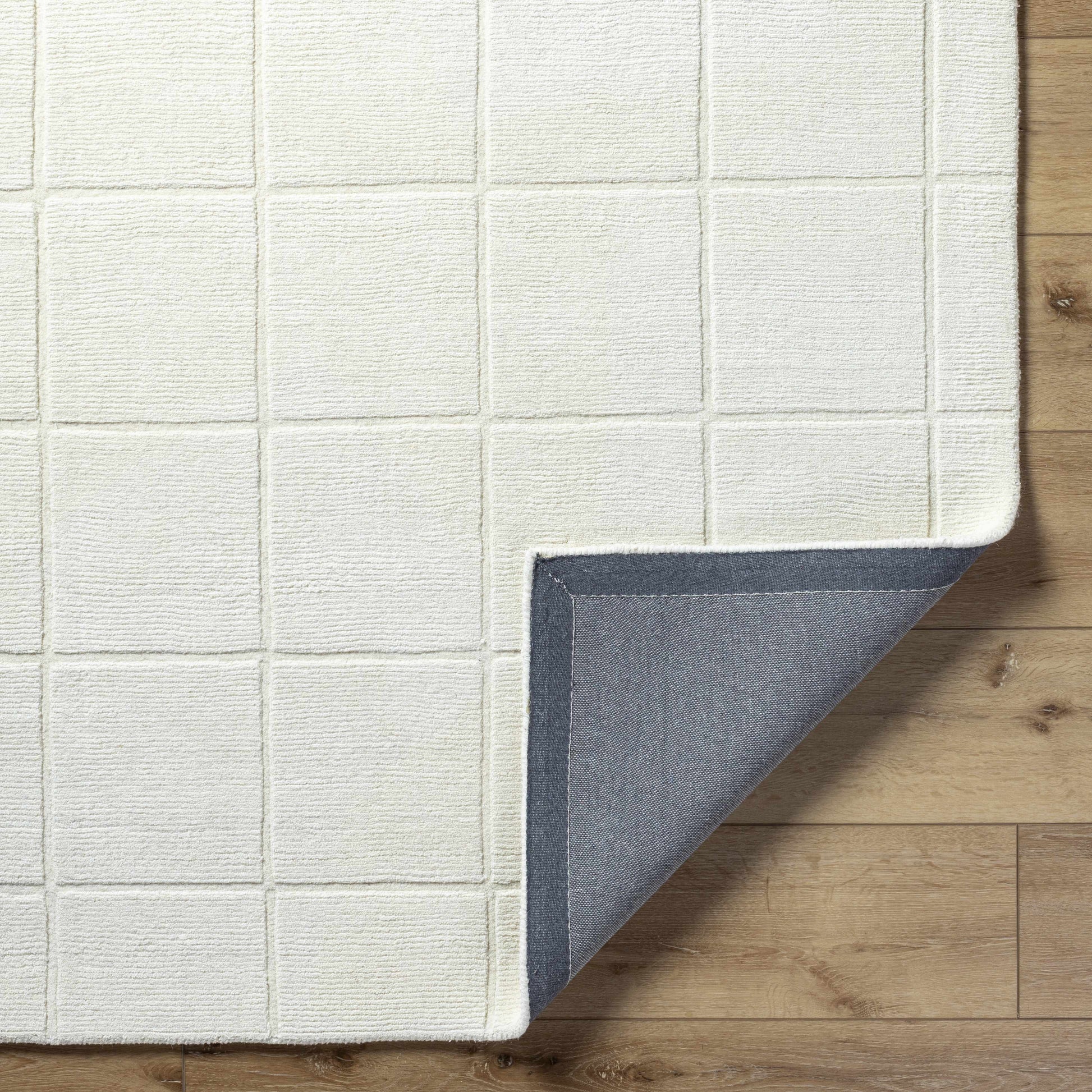 Mystique M-5471 Handmade Rug