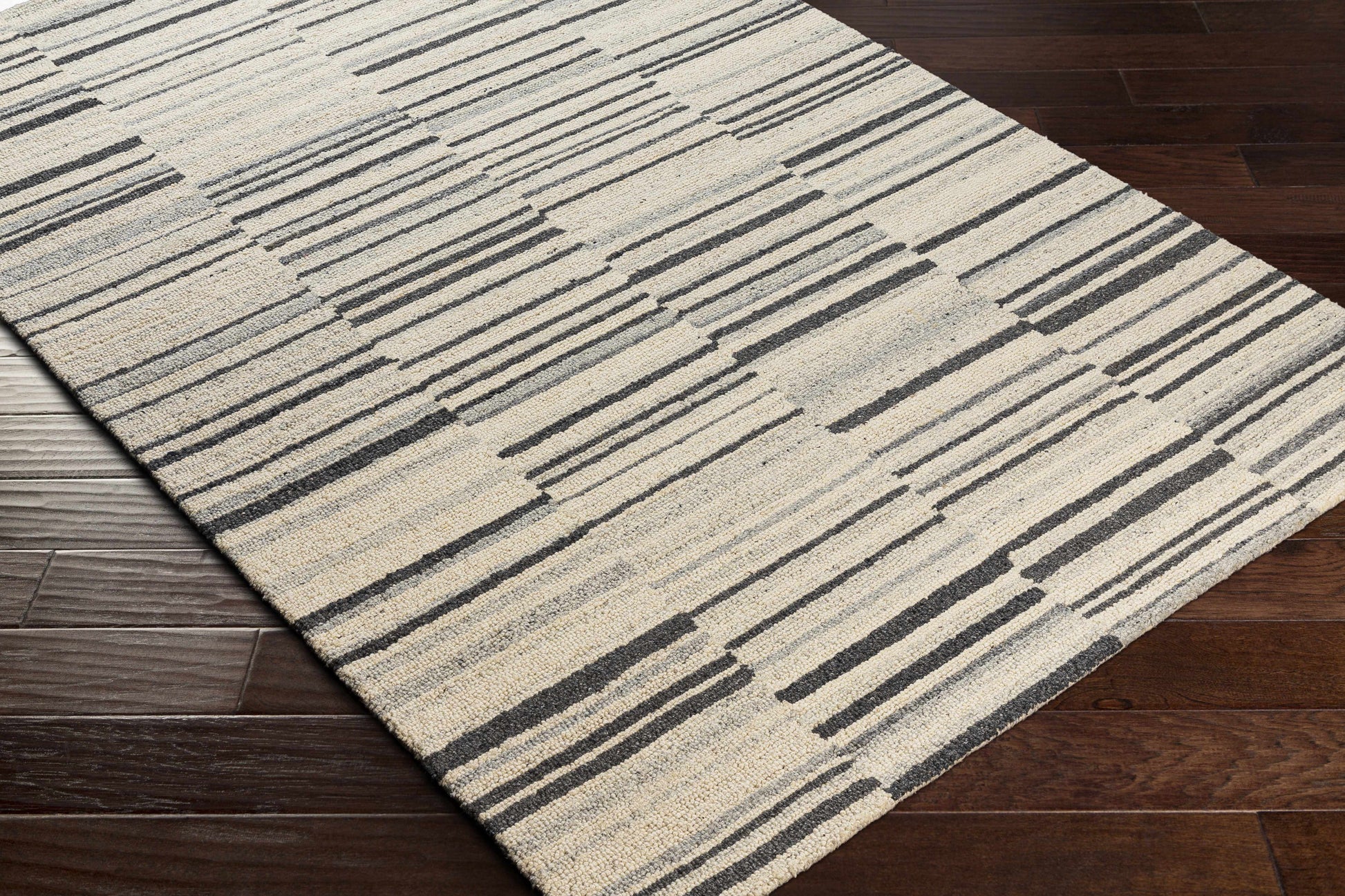 Madelyn MYN-2300 Hand Tufted Rug