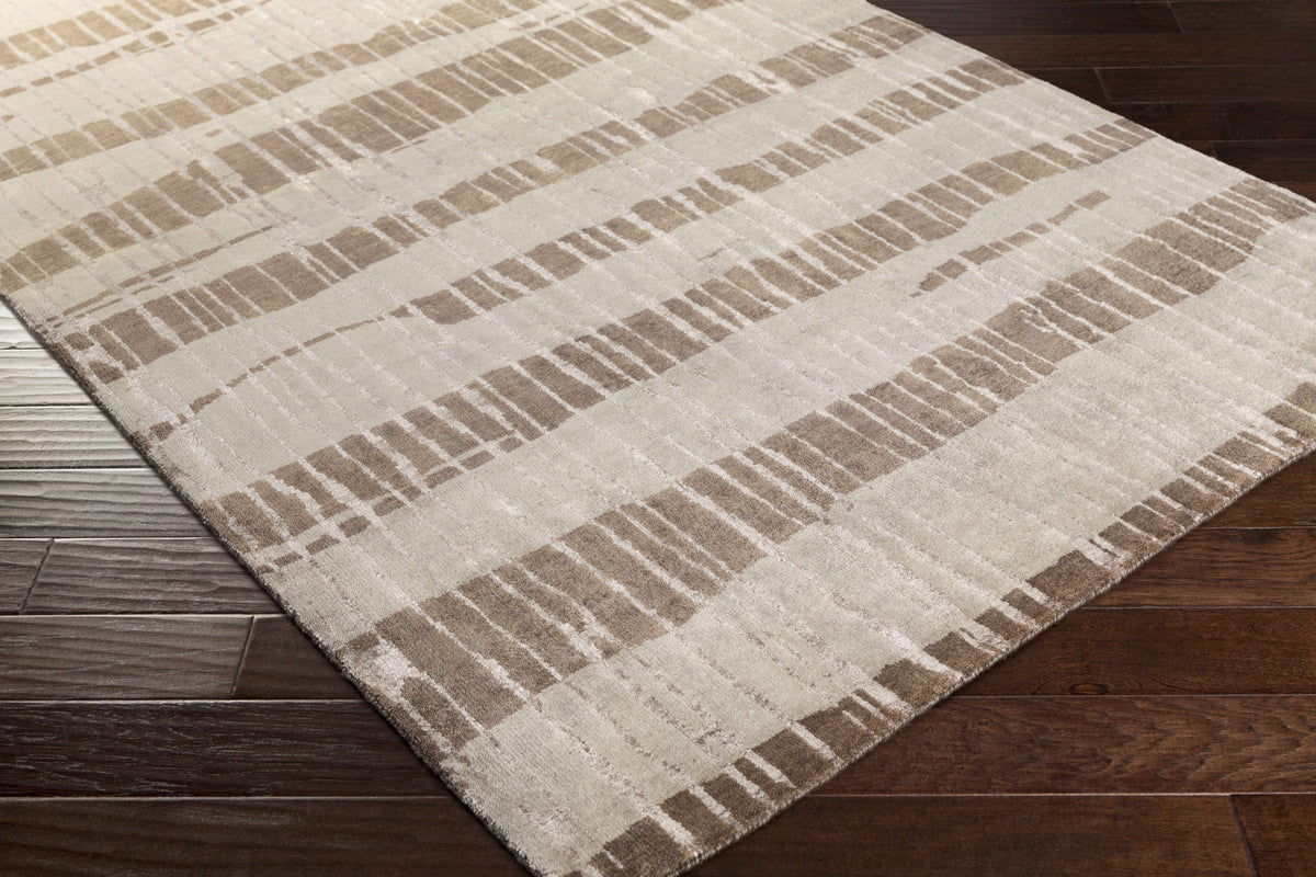 Luminous LMN-3023 Hand Knotted Rug