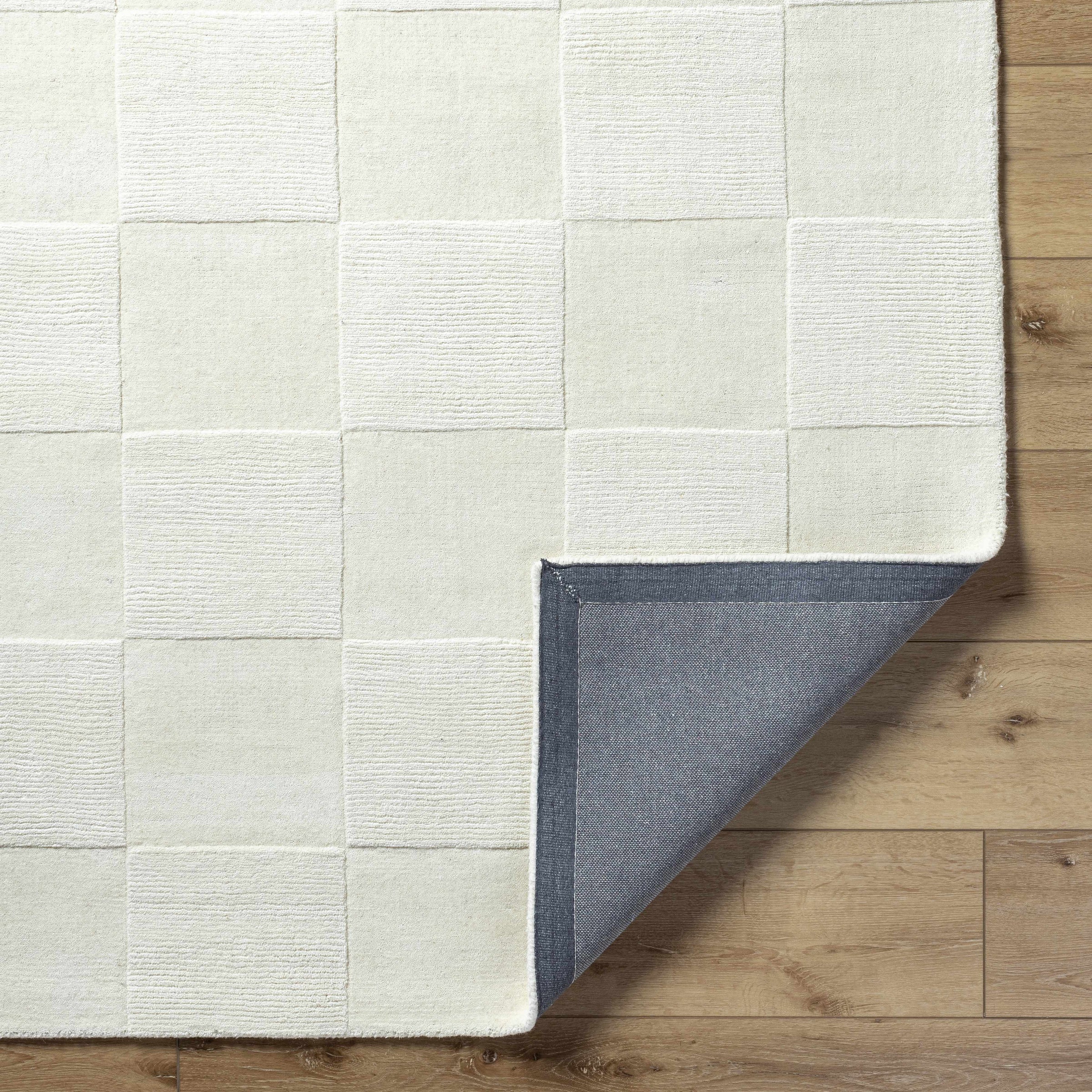 Mystique M-5473 Handmade Rug