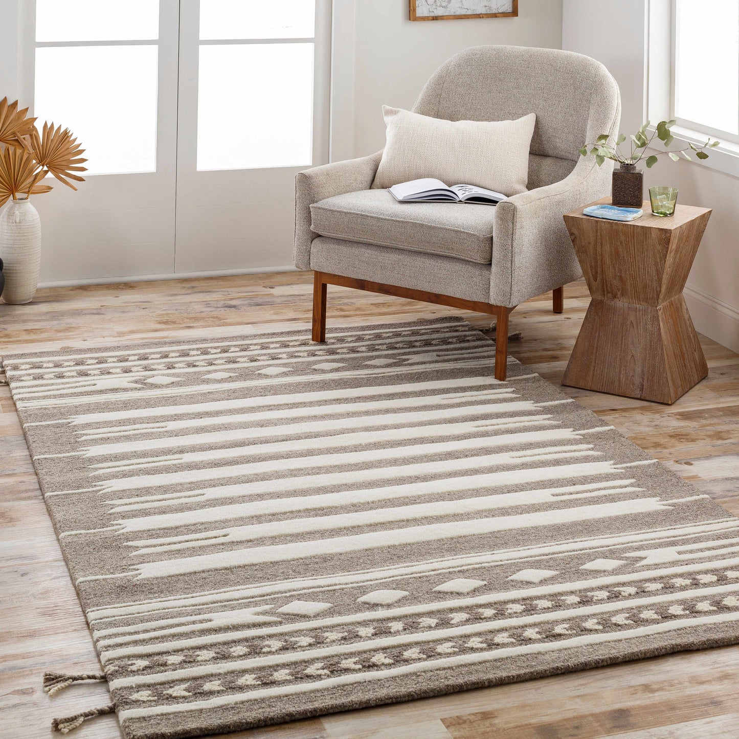 Cherokee CHK-2309 Hand Tufted Rug