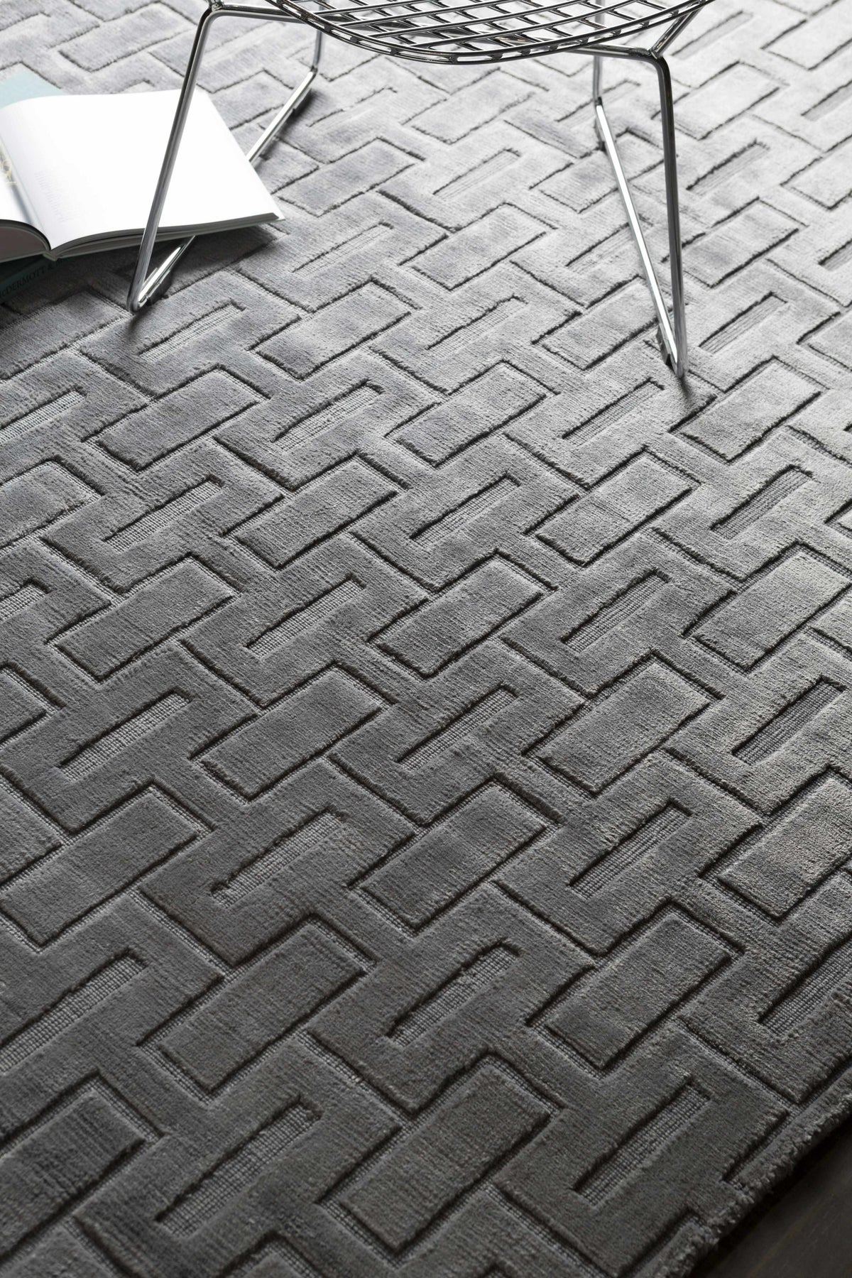 Castlebury CBY-7001 Hand Woven Rug
