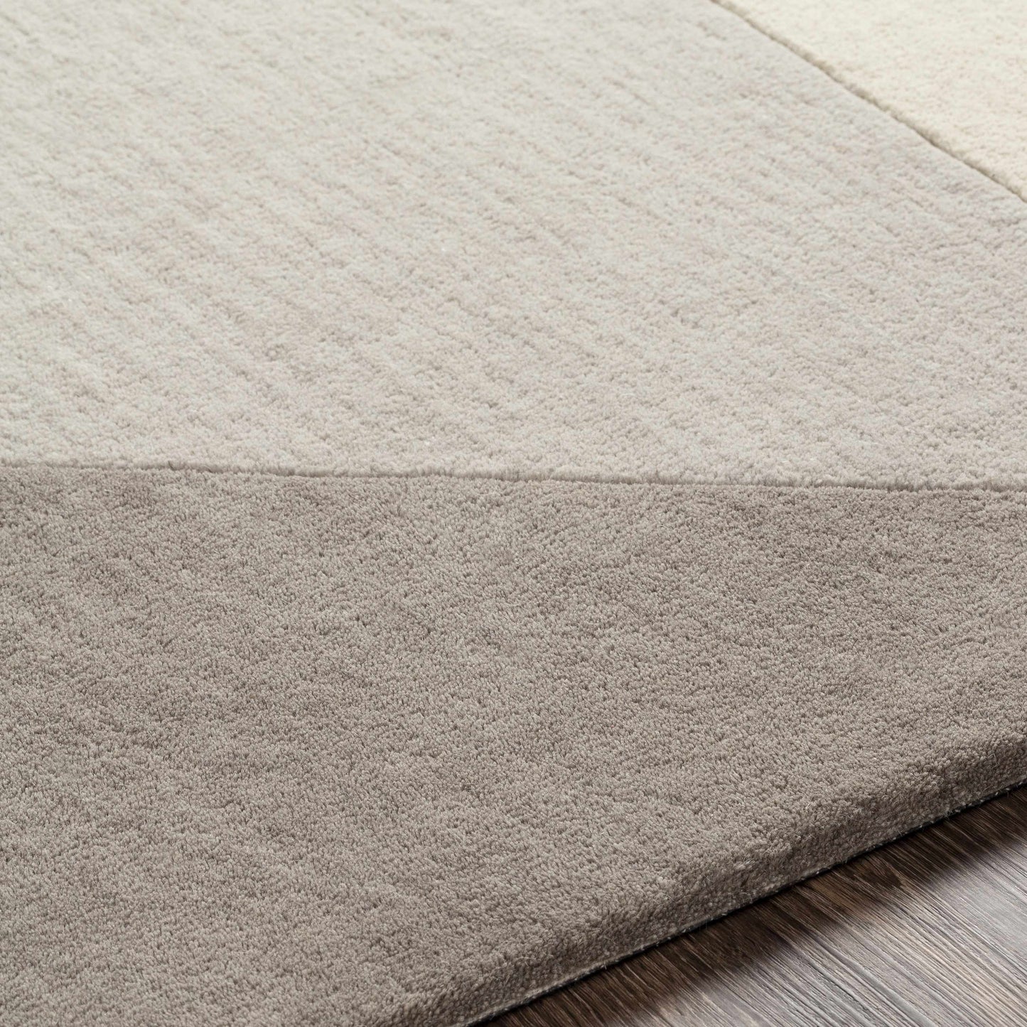 Queens QUN-2300 Hand Tufted Rug