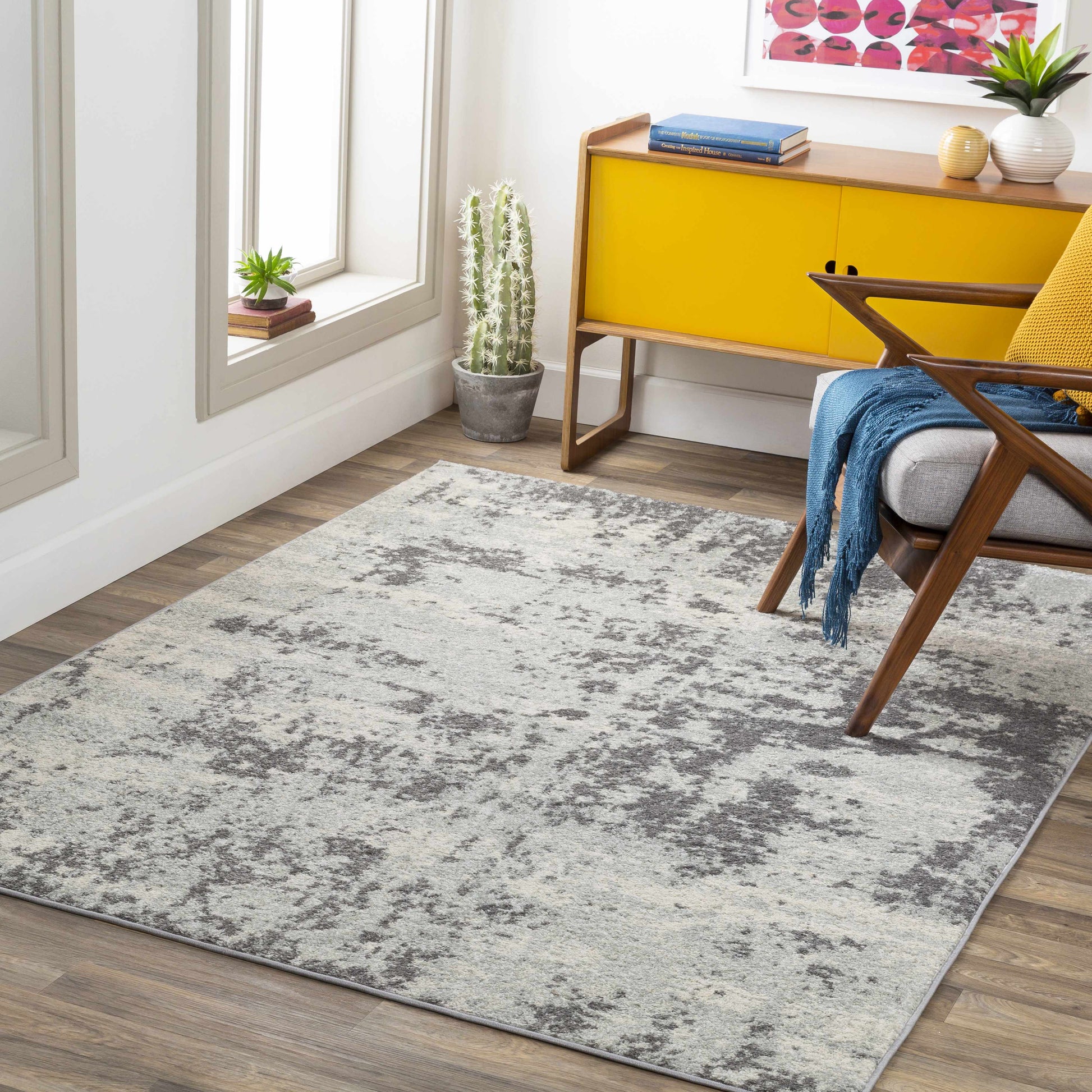 Sunderland SUN-2318 Machine Woven Rug