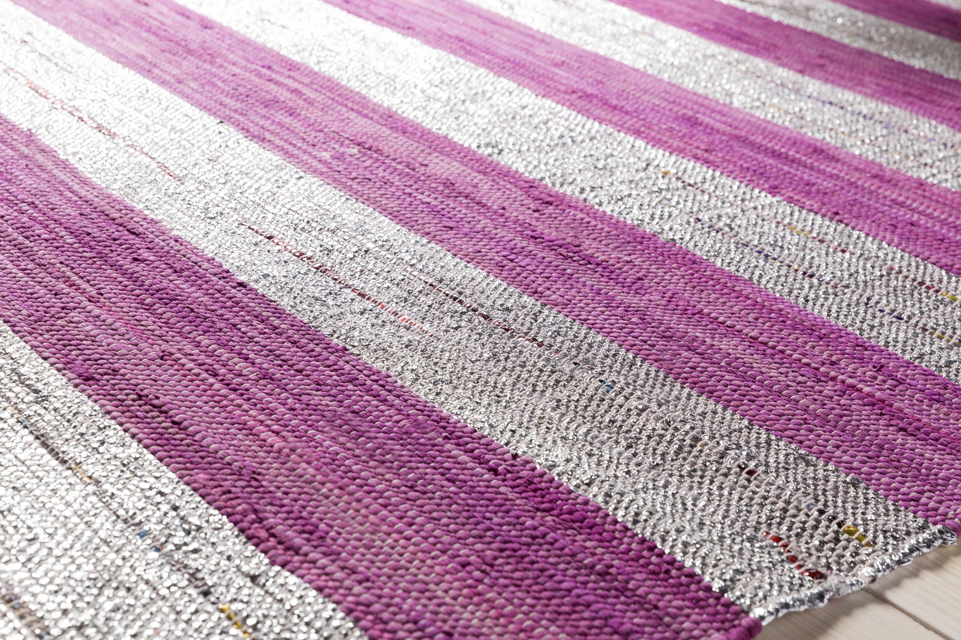 Tuttifrutti TTF-3000 Hand Woven Rug