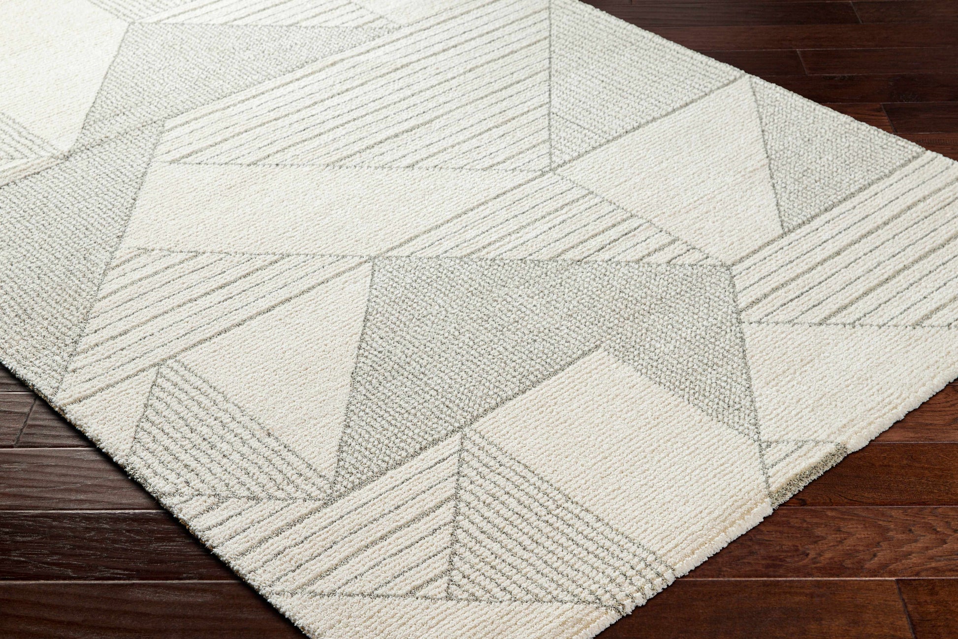 Gavic GVC-2314 Machine Woven Rug