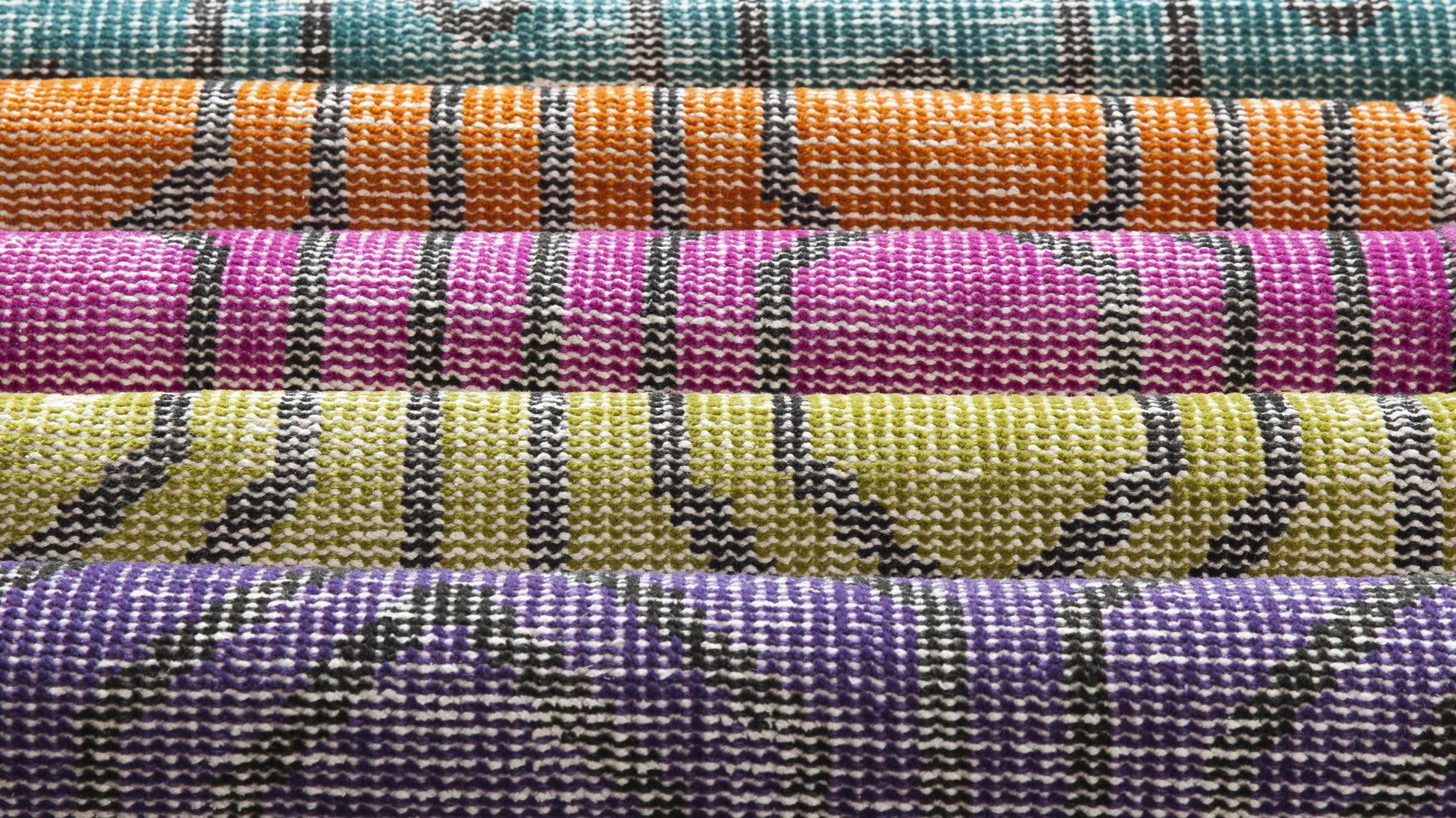 Zahra ZHA-4018 Hand Knotted Rug