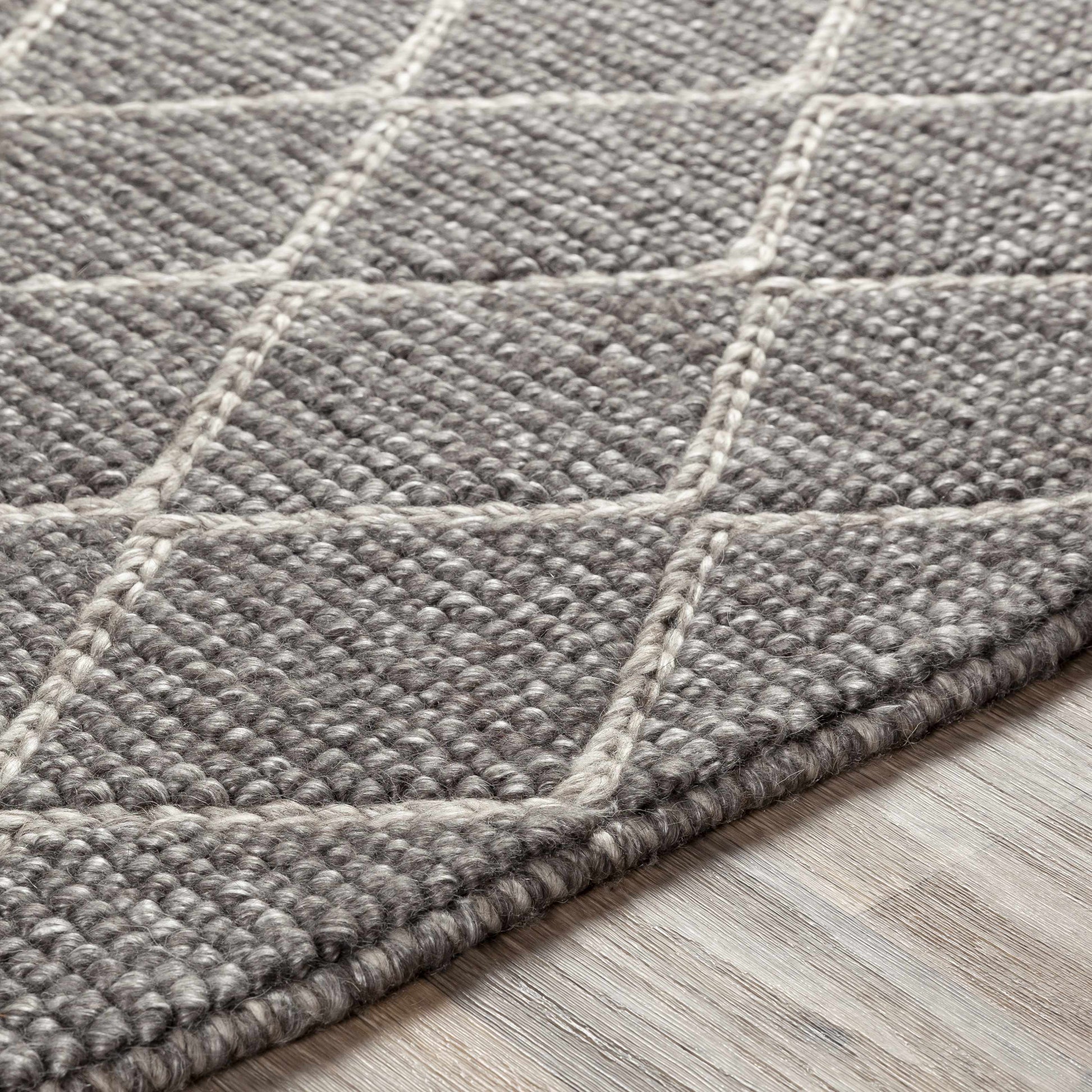 Whistler WSR-2301 Hand Woven Rug