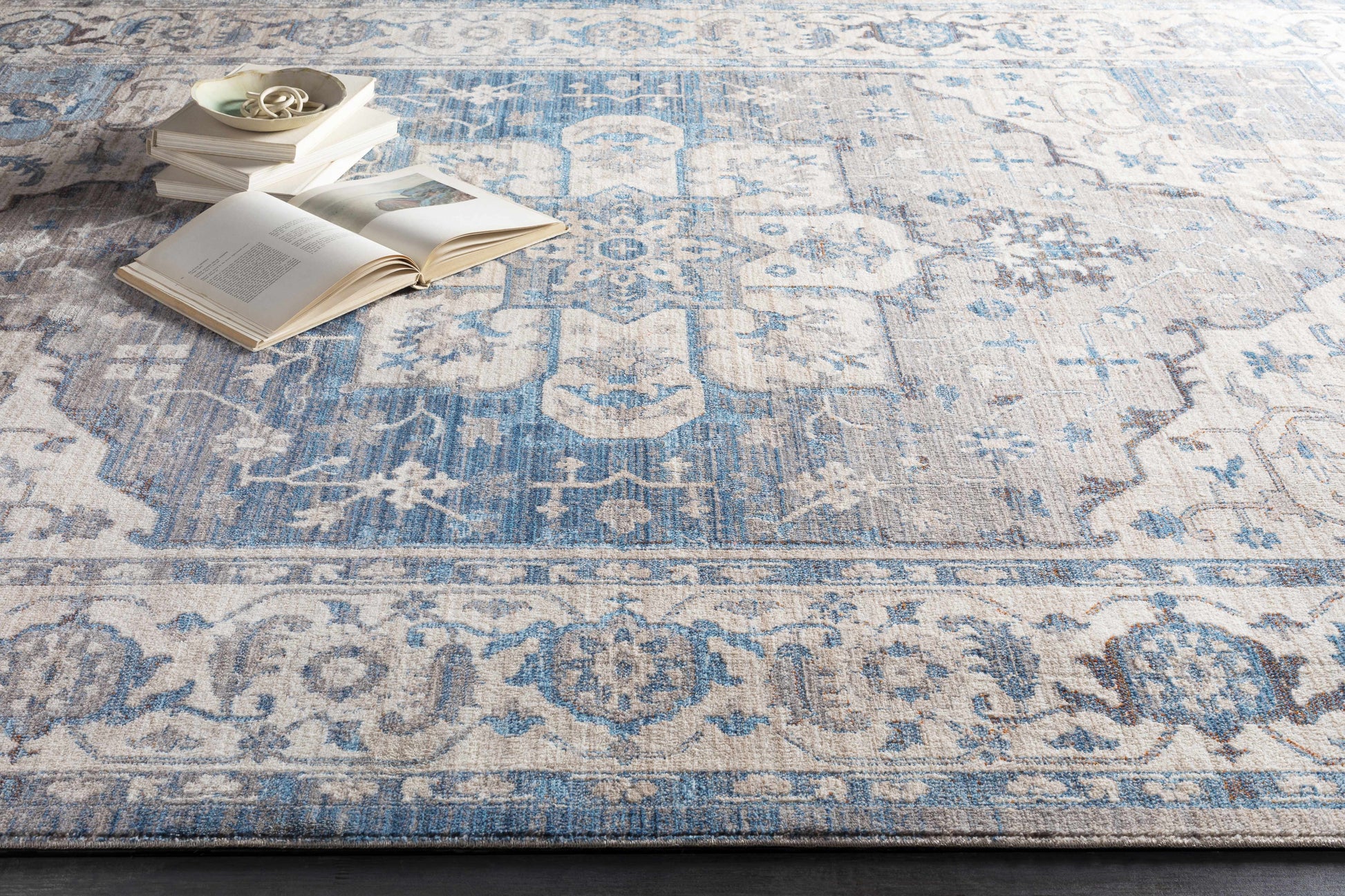 Ephesians EPC-2317 Machine Woven Rug