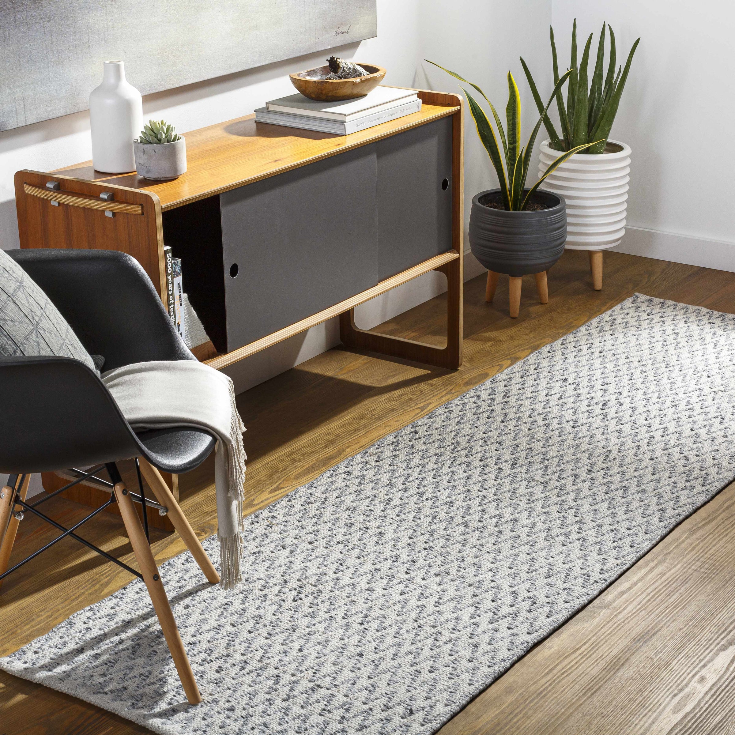 Azalea AZA-2302 Hand Woven Rug