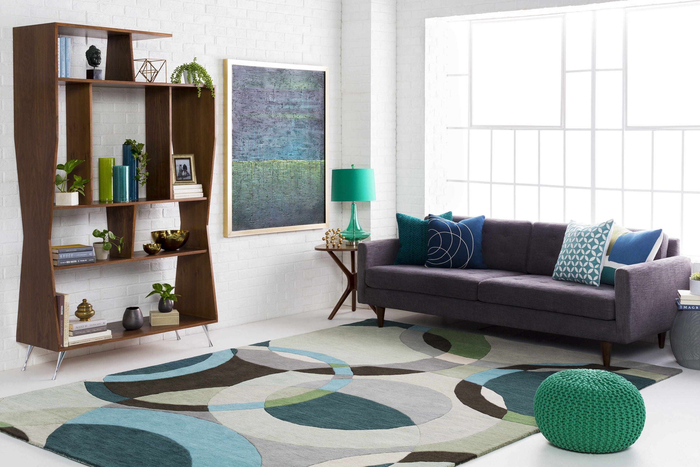 Decorative Accents : CHS-625,Furniture : WTBY-102,Pillows : SB-033,P-0275,PER-006,HV-003,Pouf : MLPF-006,Rugs : FM-7157,Table Lamps : ZOLP-005,Wall Art : ART-1004