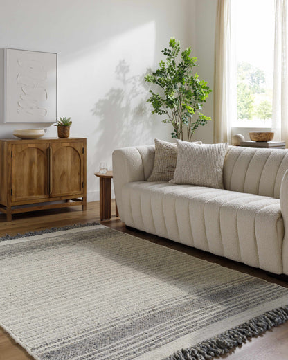 Lucie LCE-2301 Handmade Rug