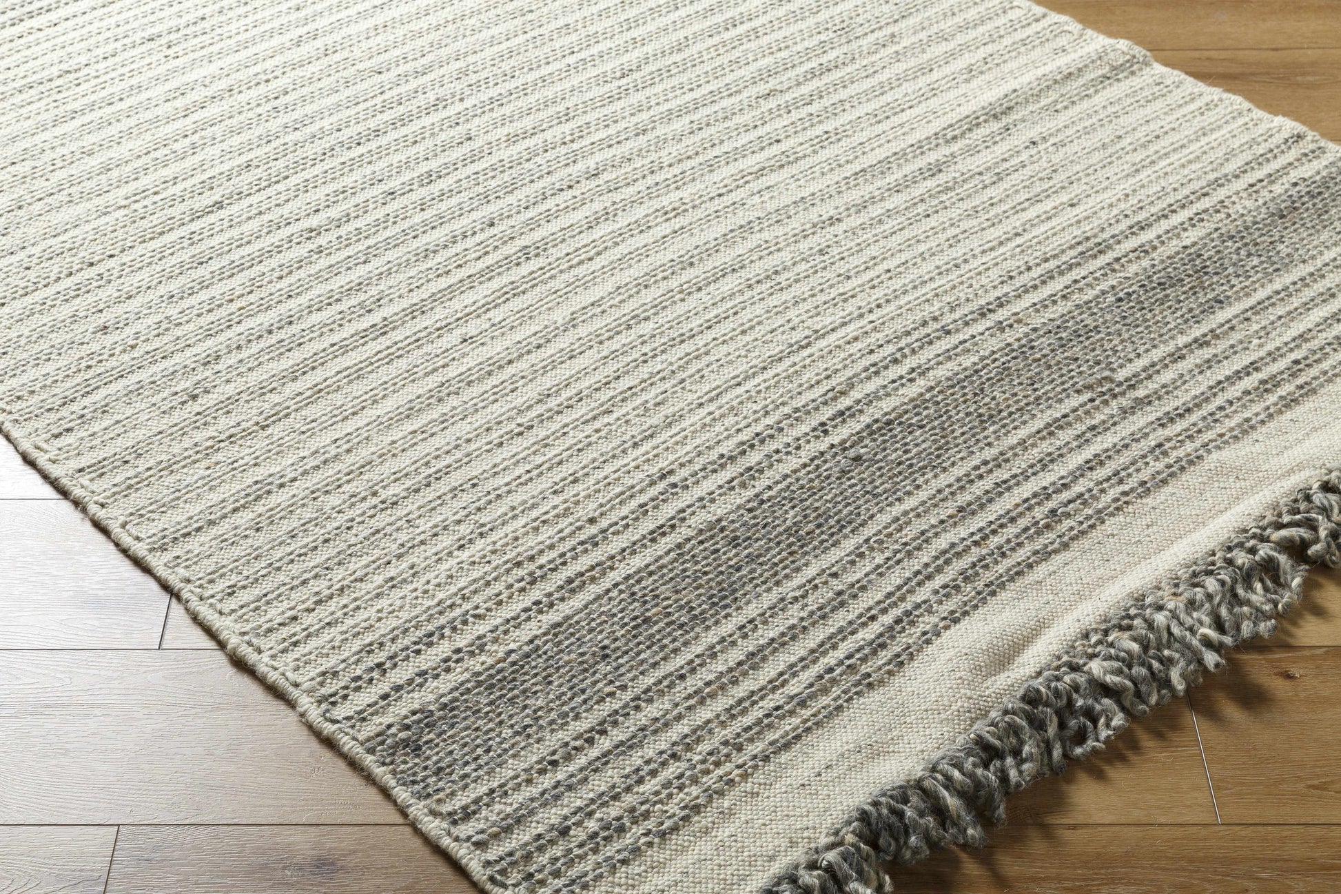 Lucie LCE-2301 Handmade Rug