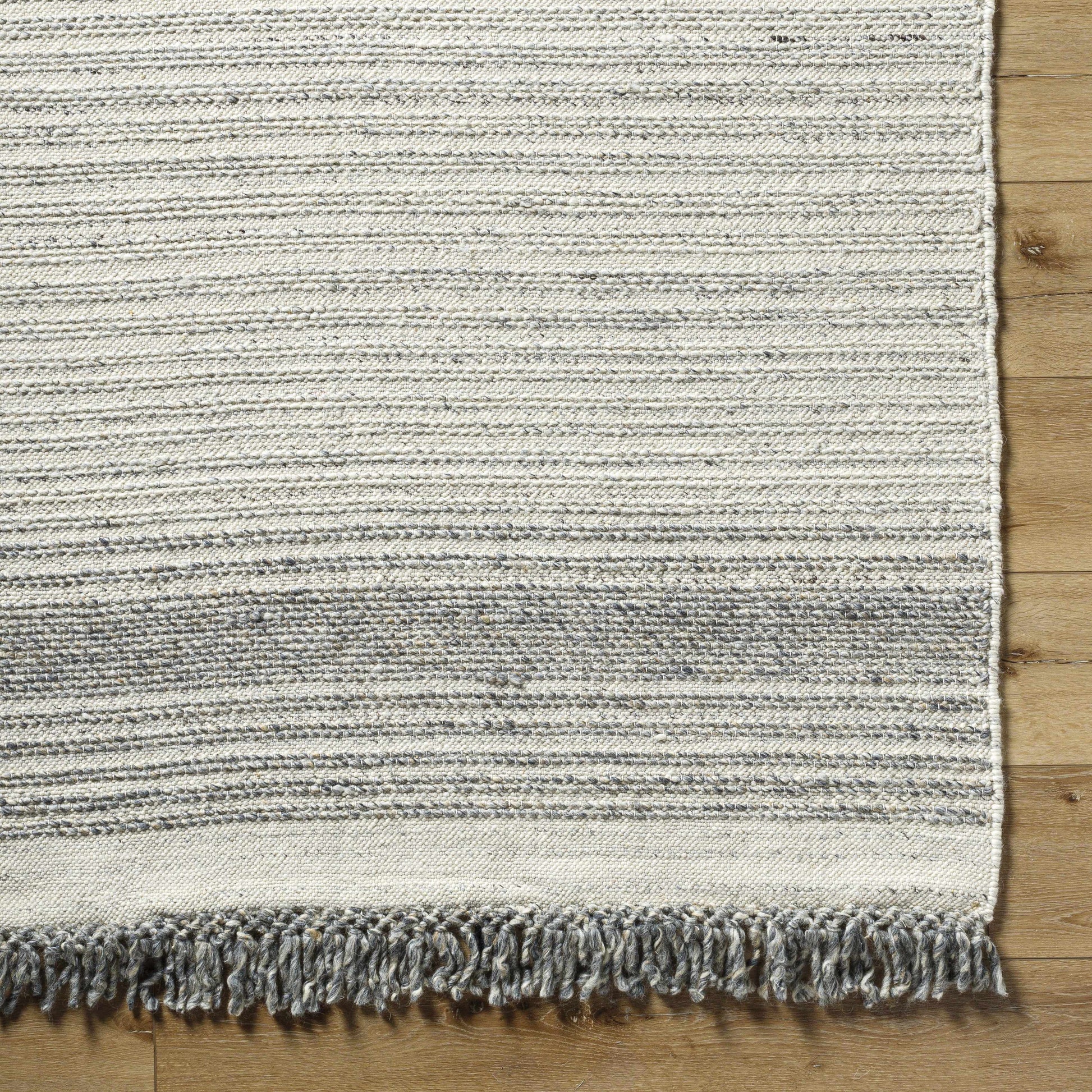 Lucie LCE-2301 Handmade Rug