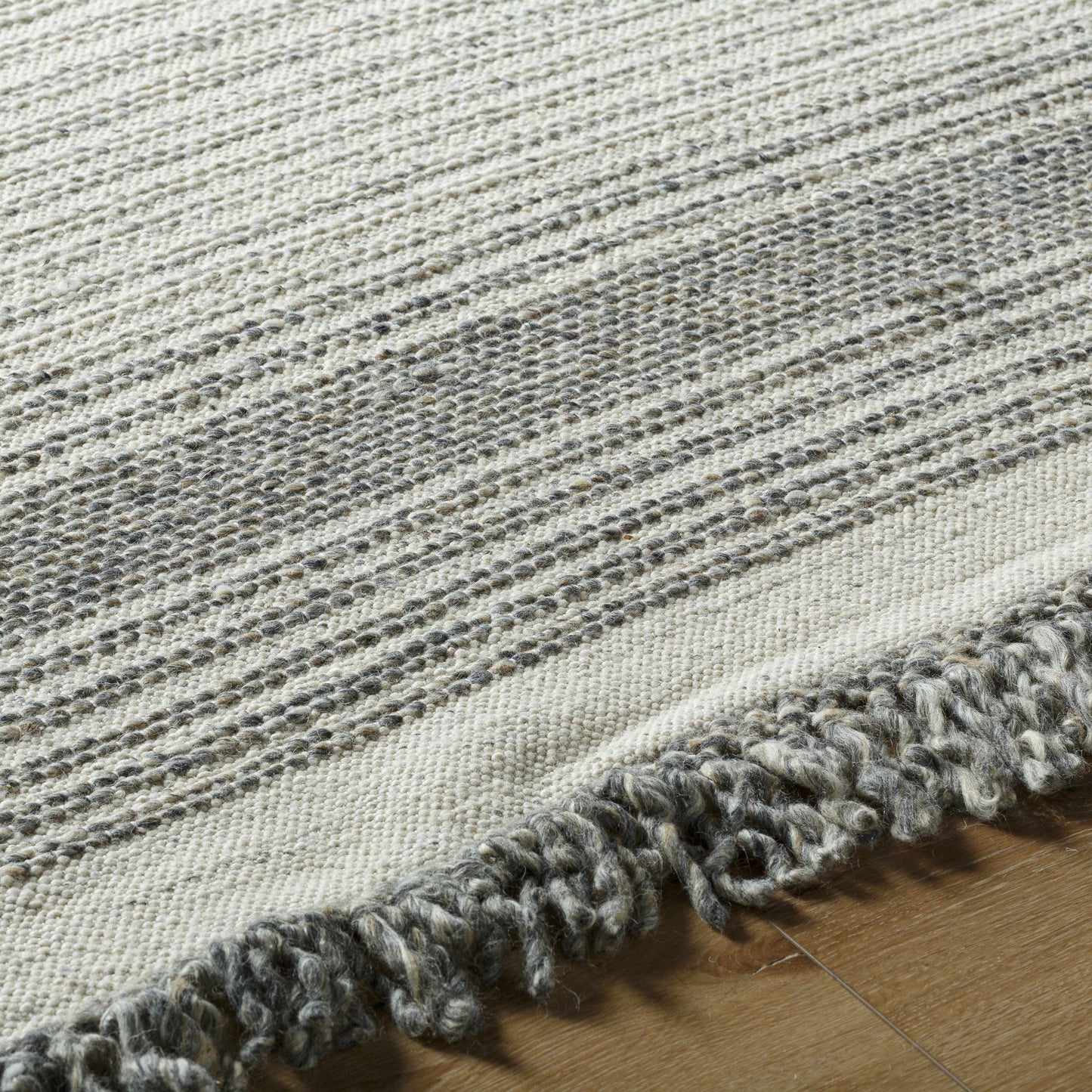 Lucie LCE-2301 Handmade Rug