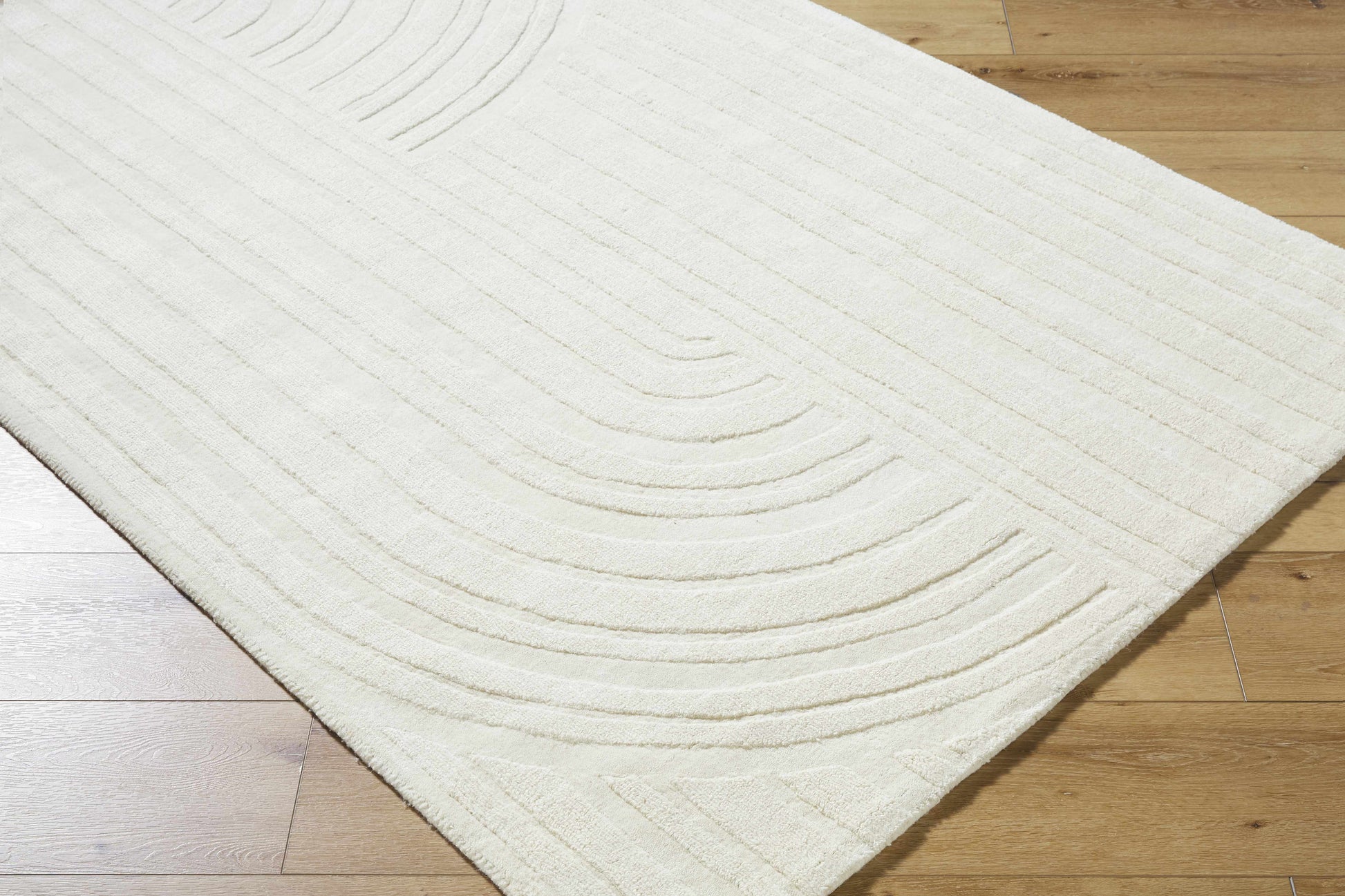 Mystique M-5481 Handmade Rug