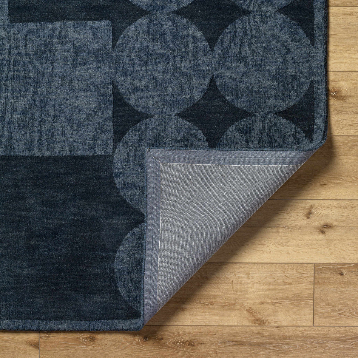 Mystique M-5479 Handmade Rug