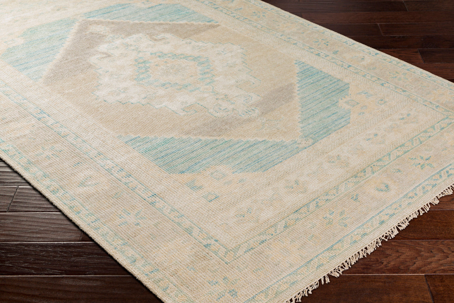 Anadolu AAU-2303 2' x 3' Handmade Accent Rug