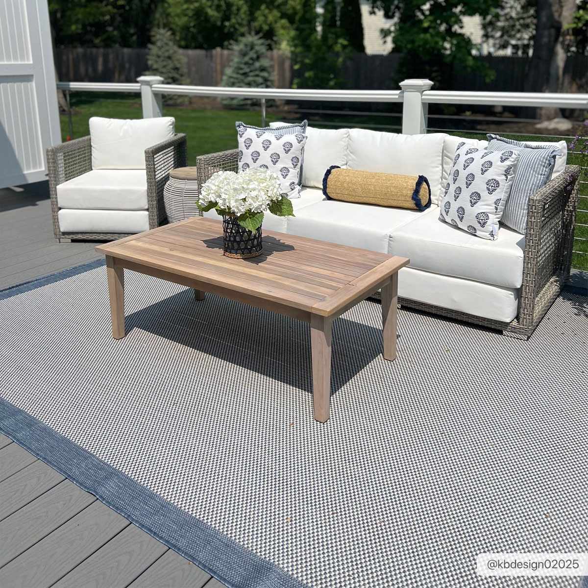 Ravello RVL-2389 Machine Woven Rug