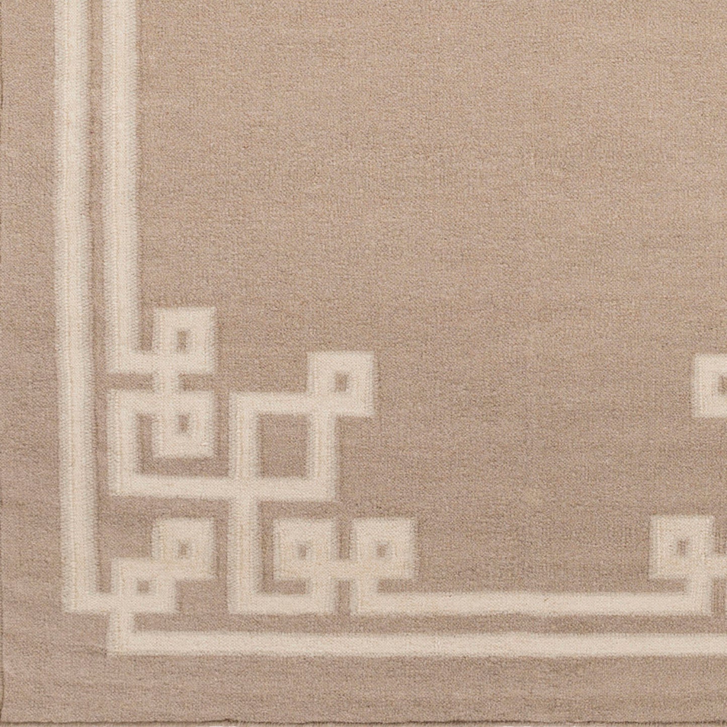 Alameda AMD-1015 3' x 5' Handmade Wool Accent Rug