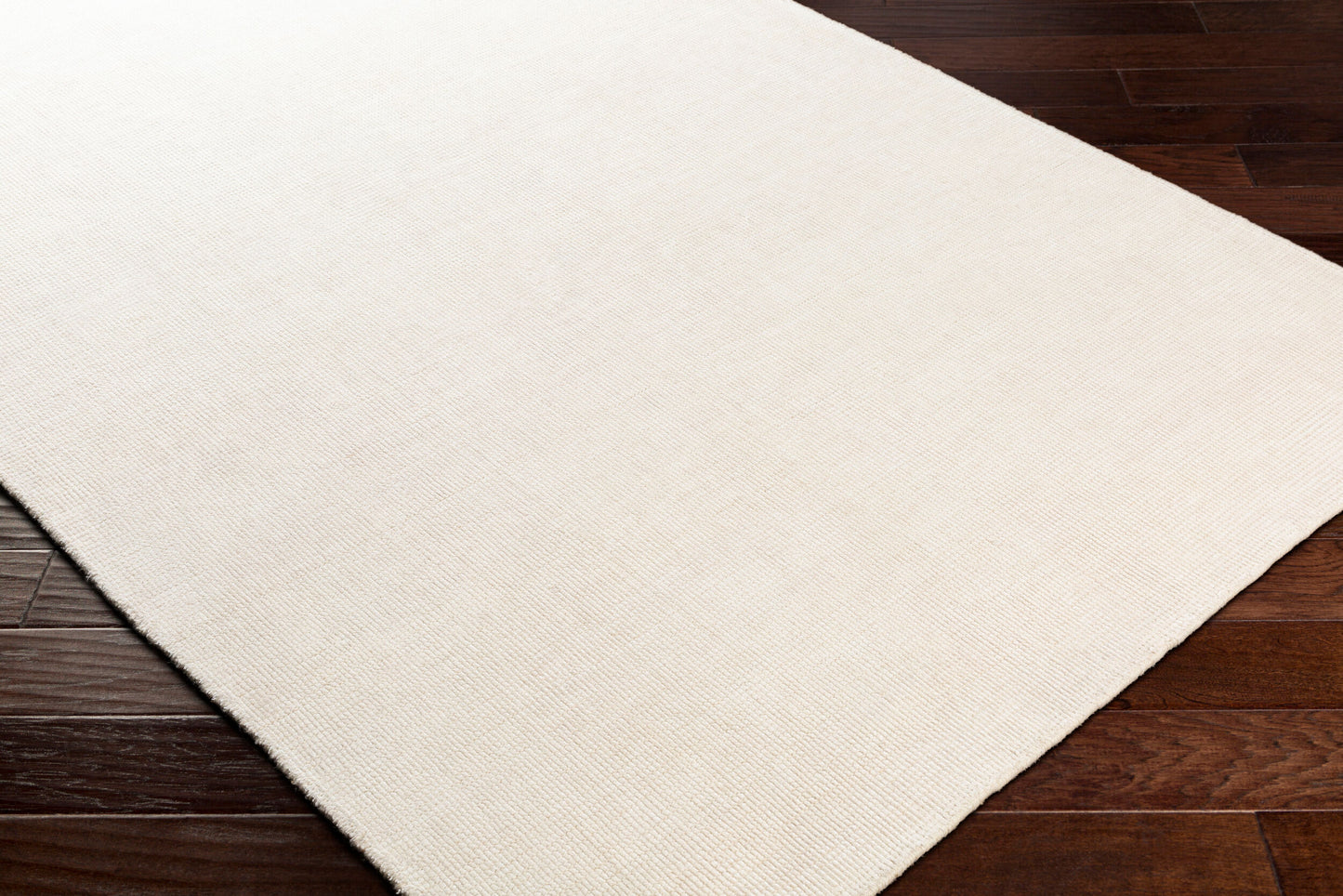 Amalfi AMF-2303 2' x 3' Handmade Accent Rug